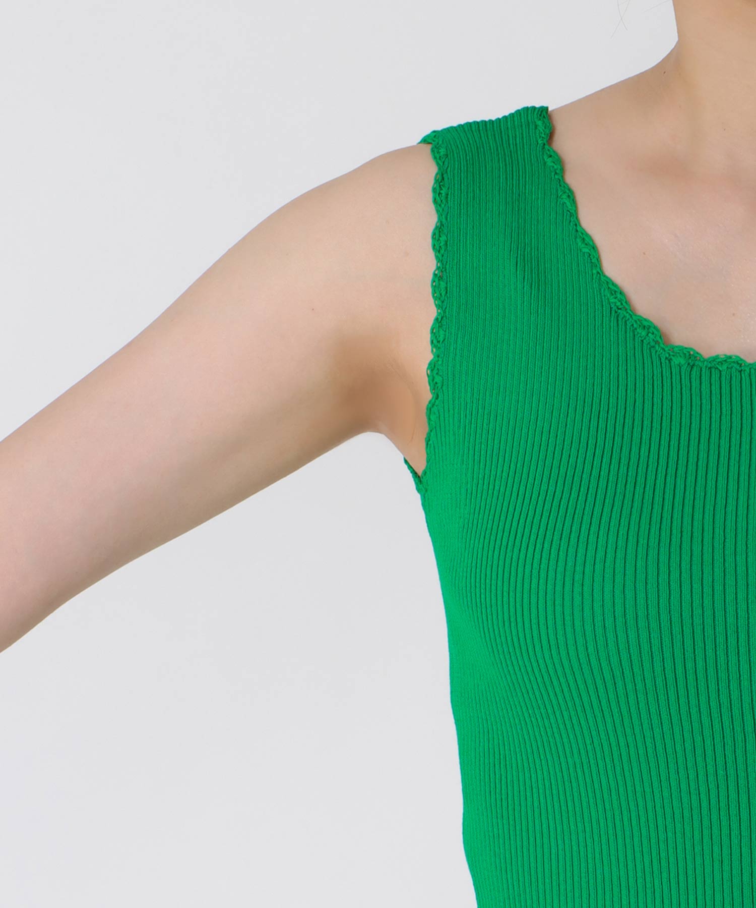 かぎ針ヘムリブタンクトップ