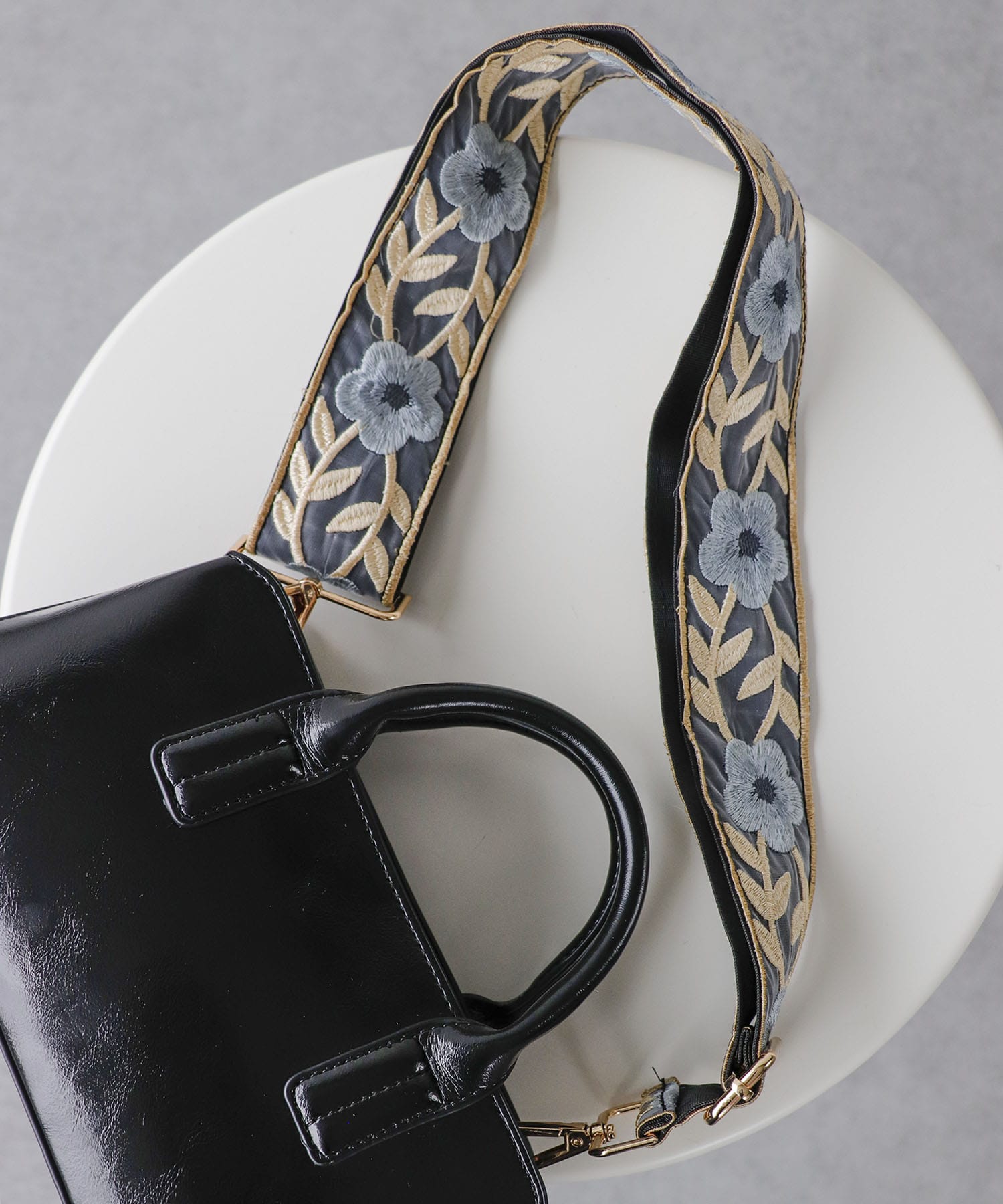 刺繍フラワー2WAYショルダーストラップ | AND ON JIONE STORE