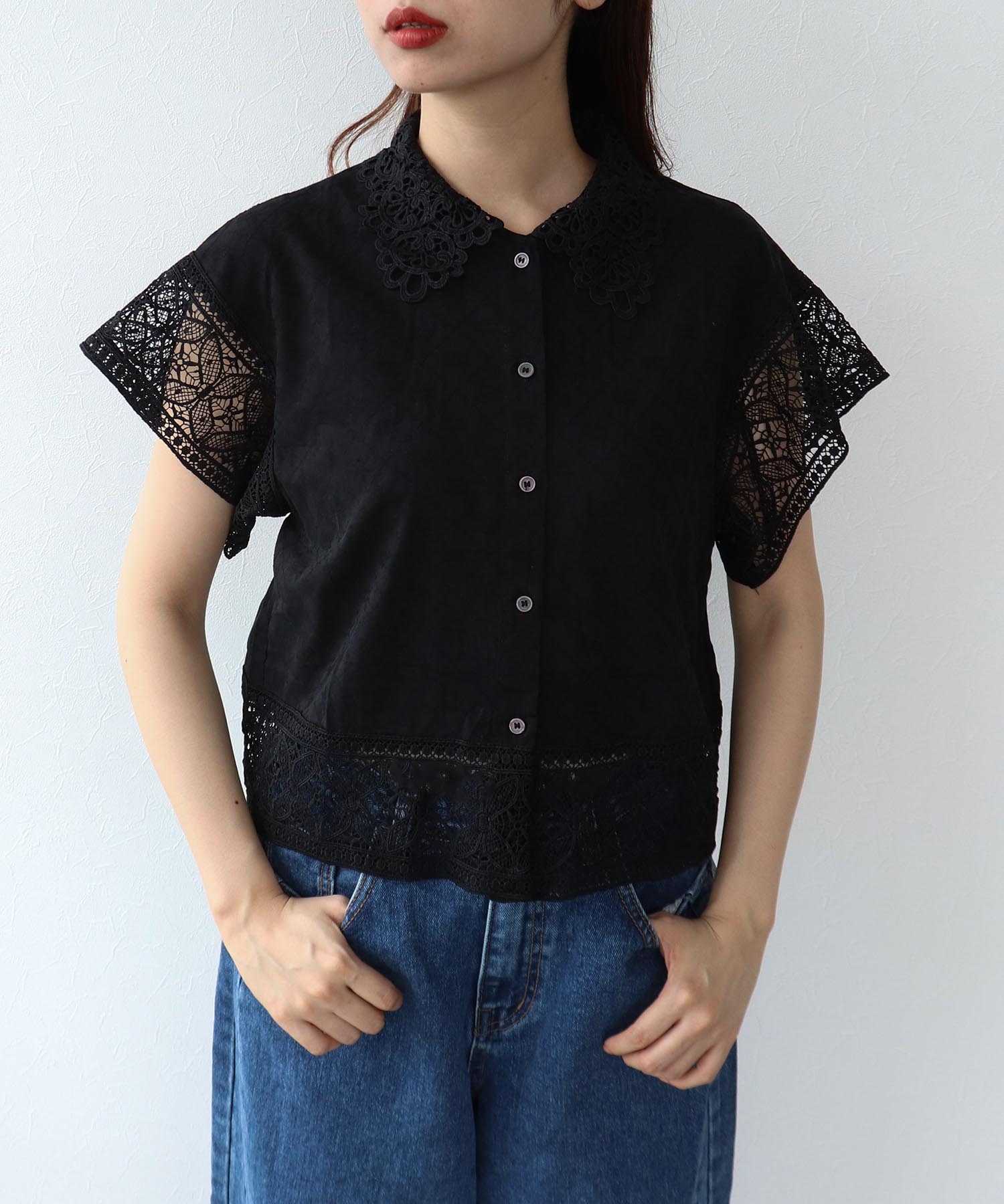 レース刺繍ショートブラウス