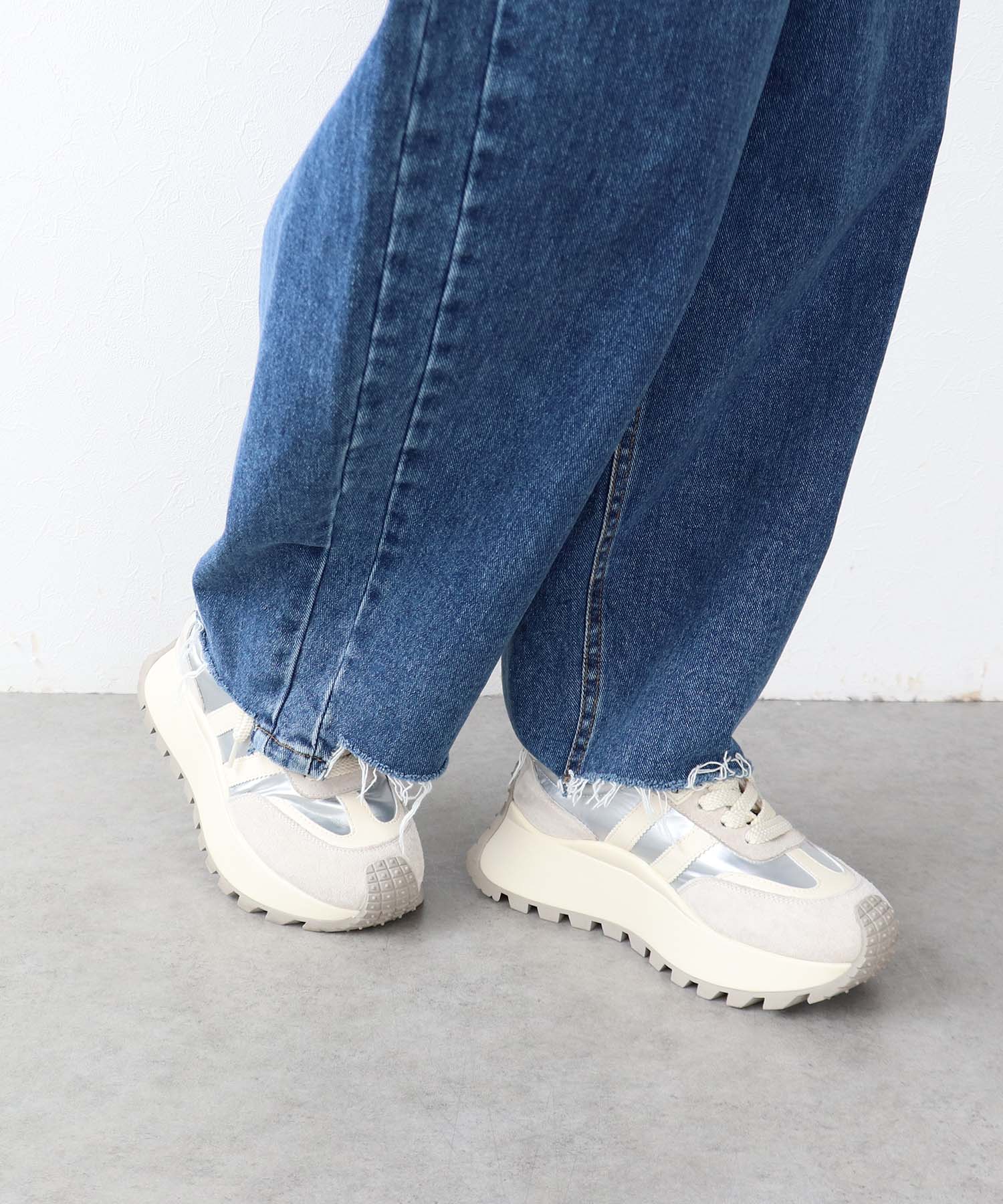 アシメカットオフデニムパンツ