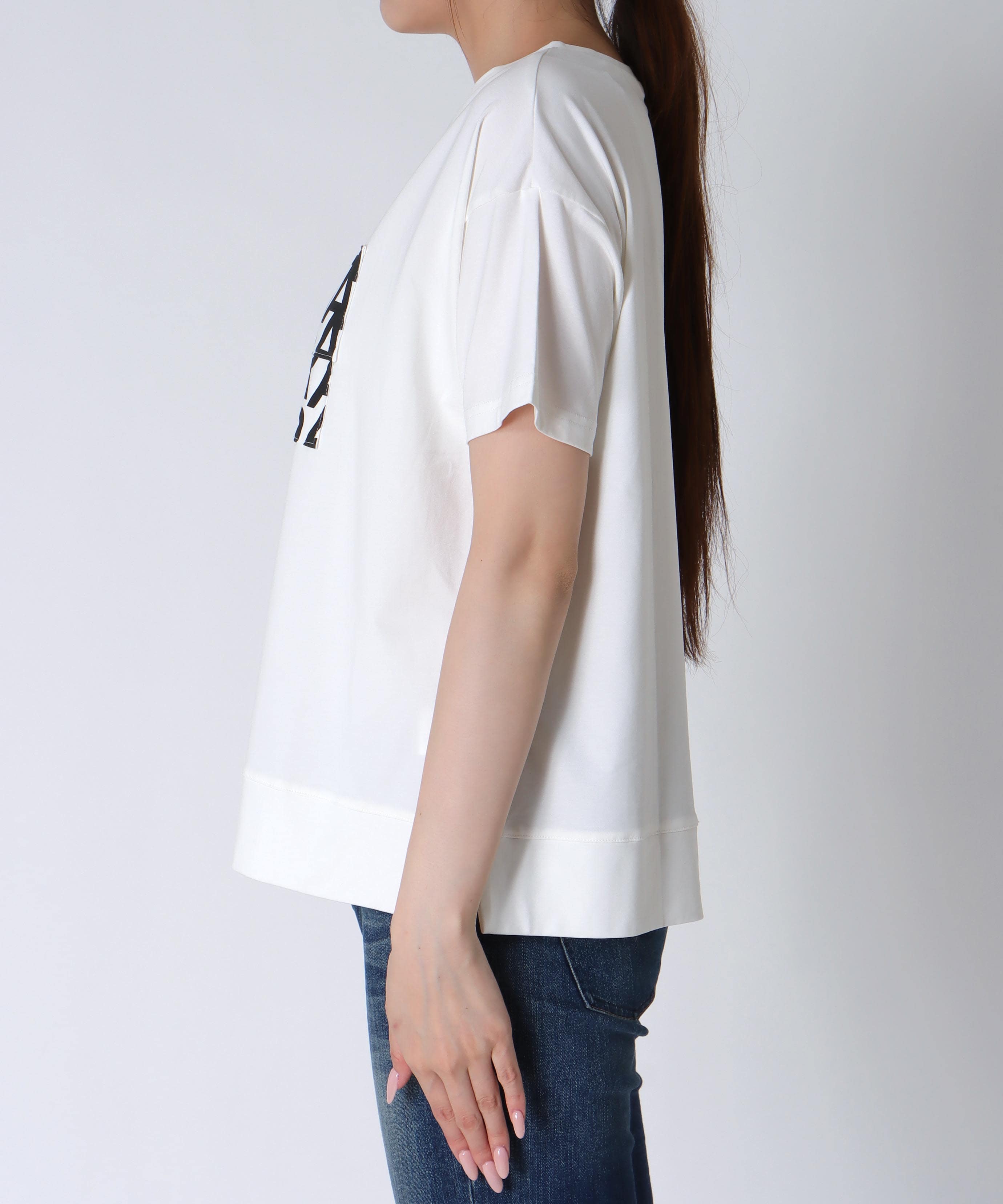 レイヤーロゴＴシャツ