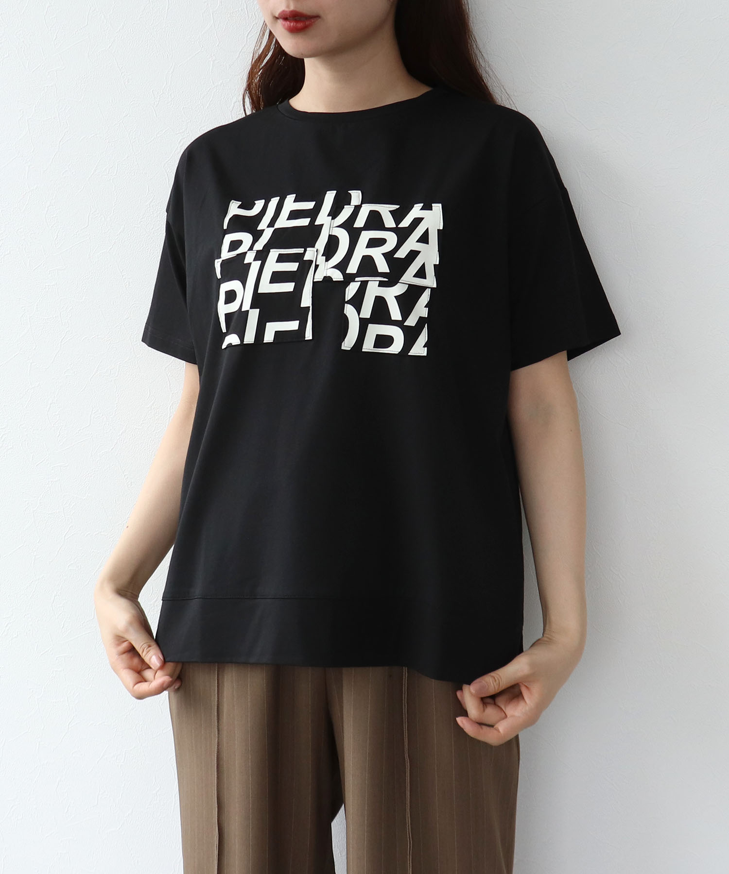 レイヤーロゴＴシャツ