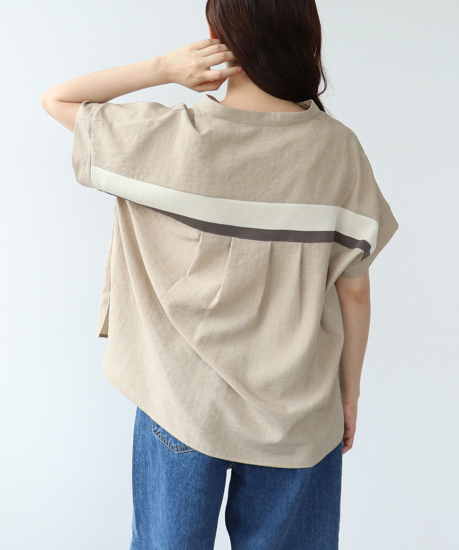 麻調ヘンリーBACKテープブラウス