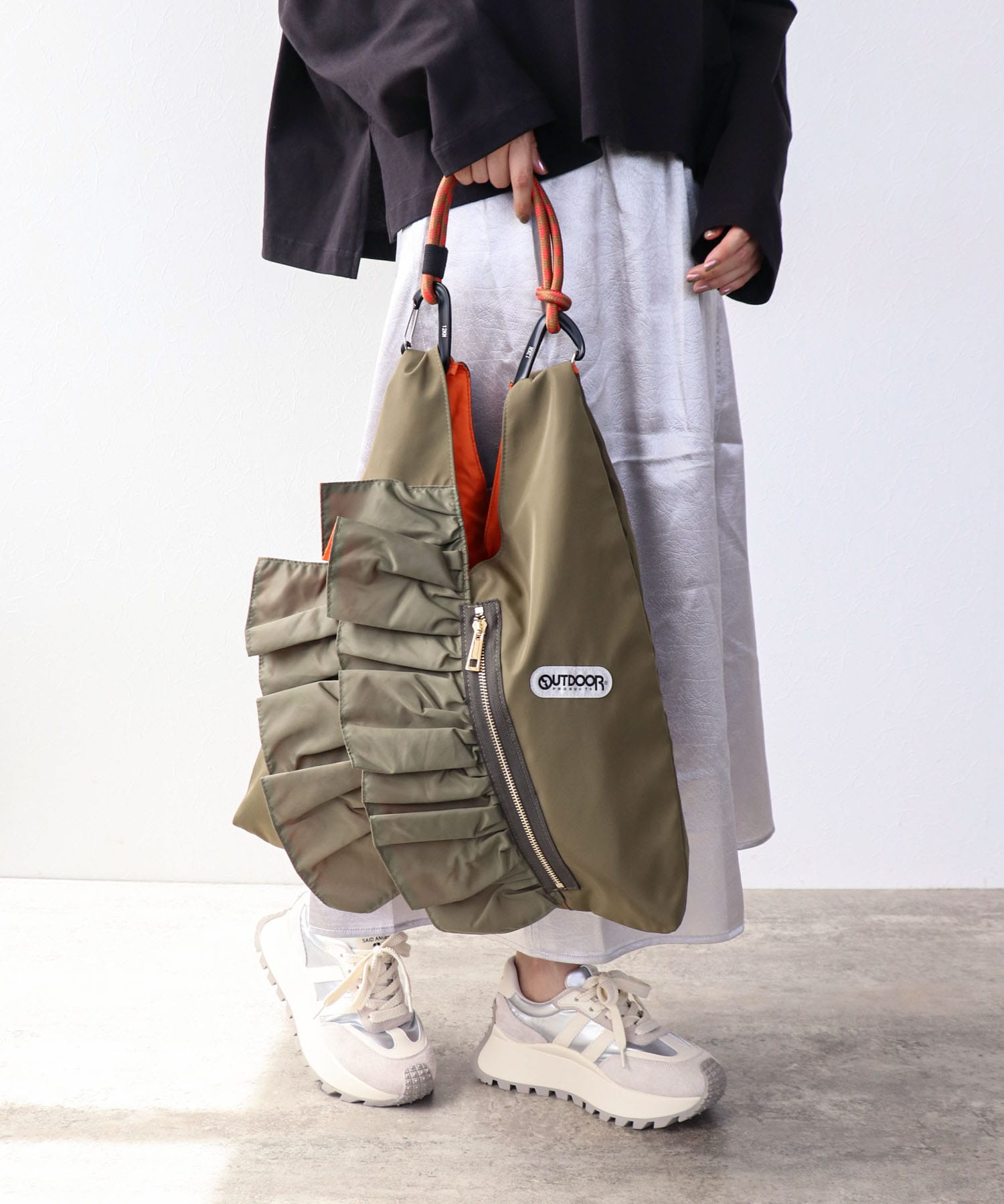 【RISLEY×OUTDOOER PRODUCTS】ティアードフリルバッグ
