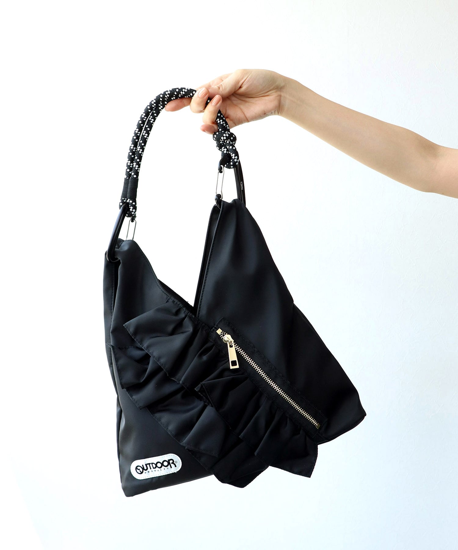 [RISLEY×OUTDOOR] miniトライアングルフリルバッグ RISLEY×OUTDOOR PRODUCTS】miniトライアングルフリルバッグ | AND ON