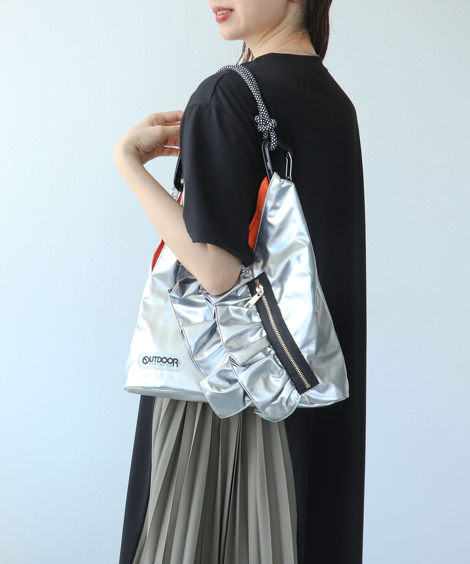 ≪BLACK予約開始≫【RISLEY×OUTDOOR PRODUCTS】miniトライアングルフリルバッグ