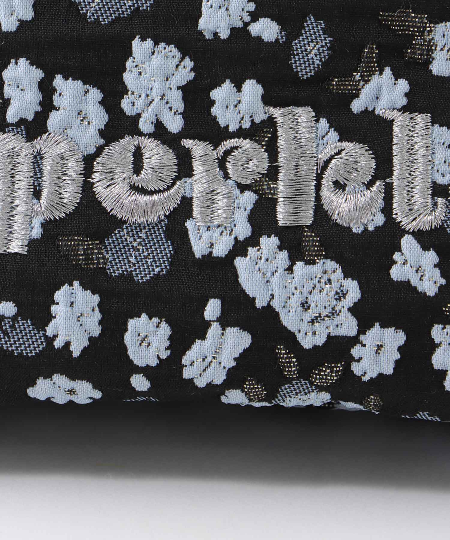 【Casselini】ジャガードフリルポーチ