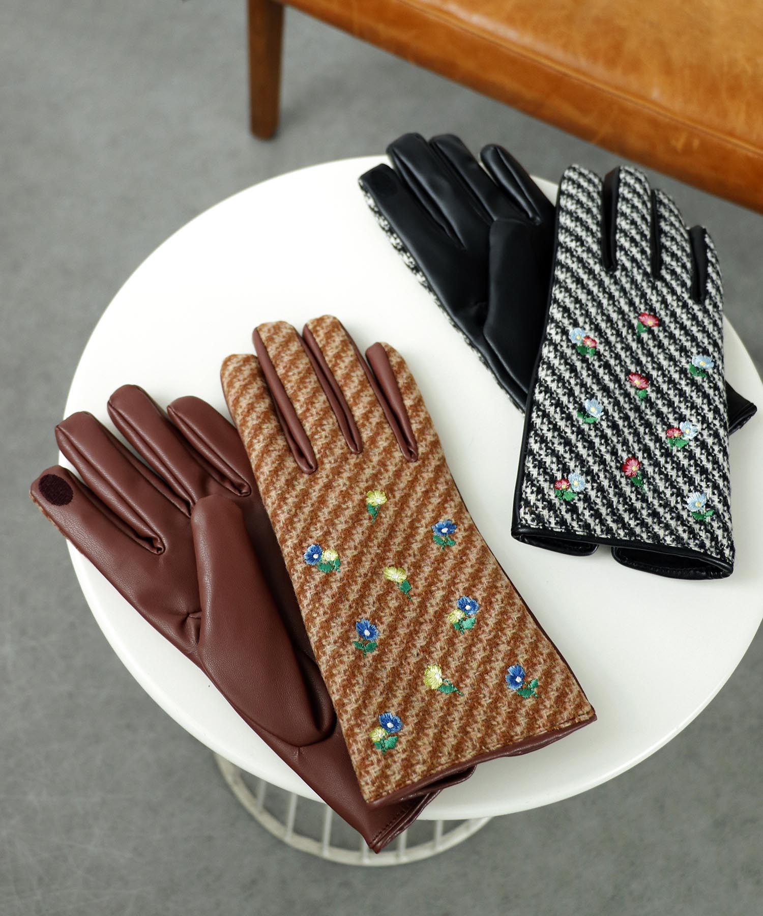 【WEB限定先行予約】Casselini/フラワー刺繍グローブ