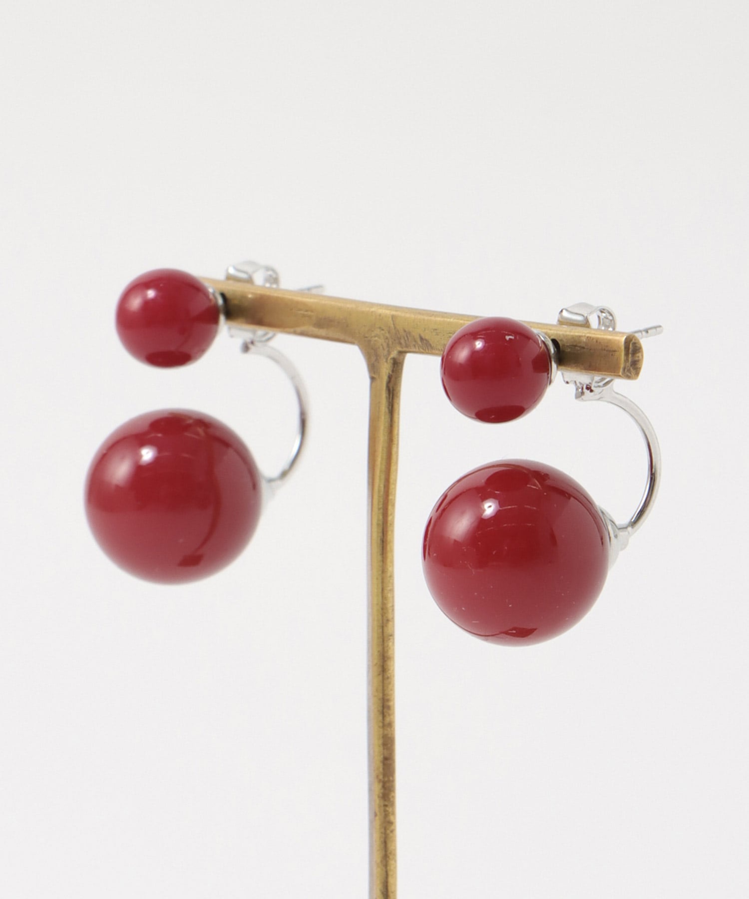 ダブルボールピアス