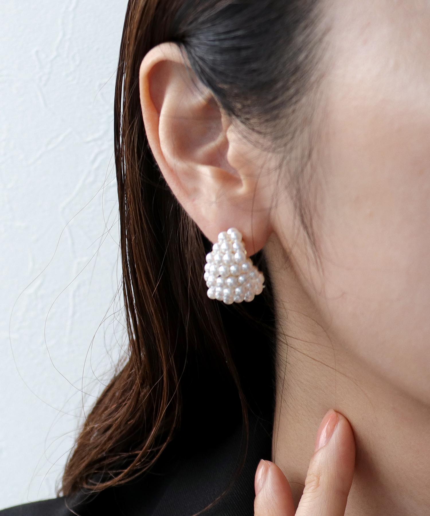 カーブパールピアス