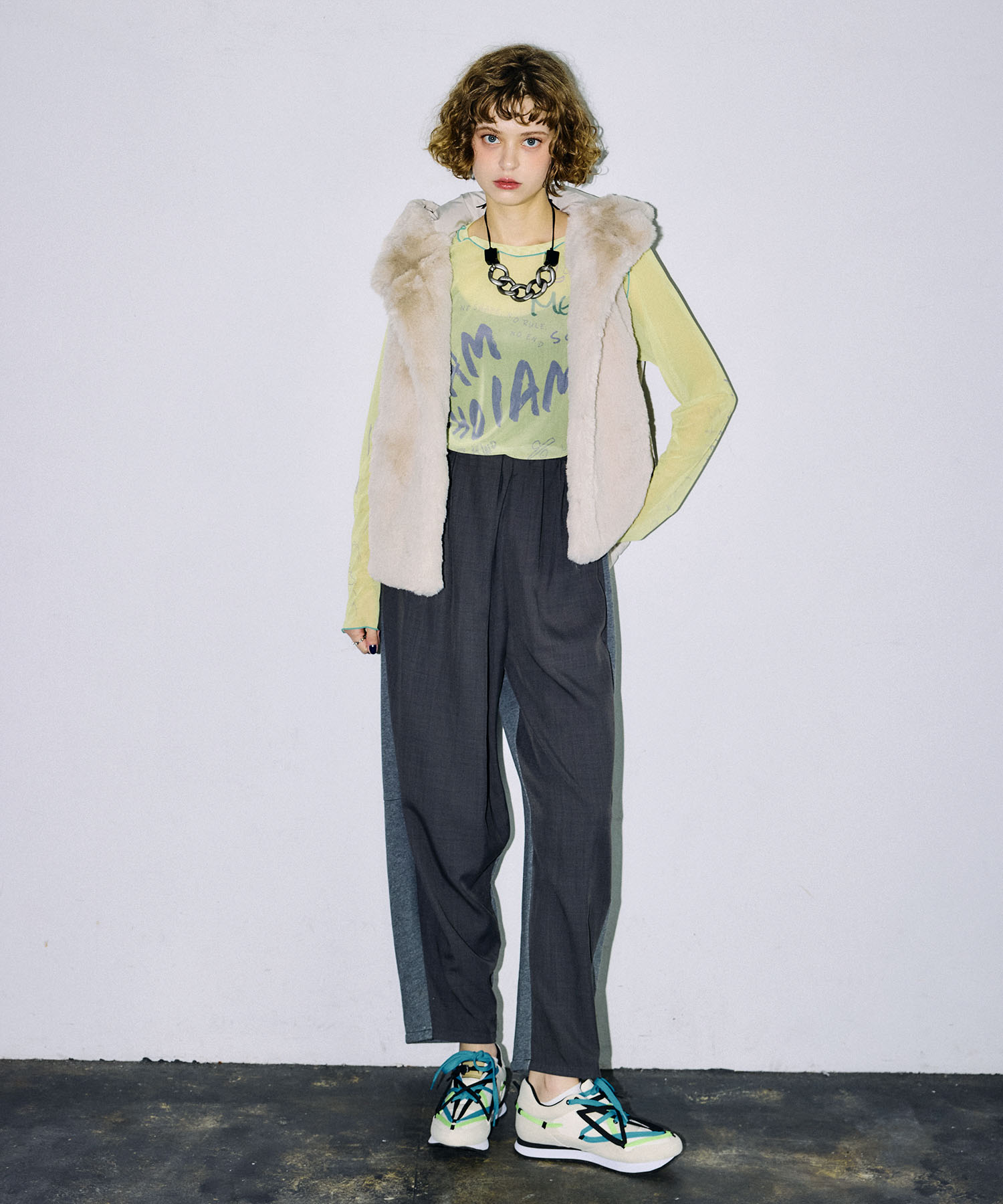 【MARECHAL TERRE】FILLING FUR VEST 2026
