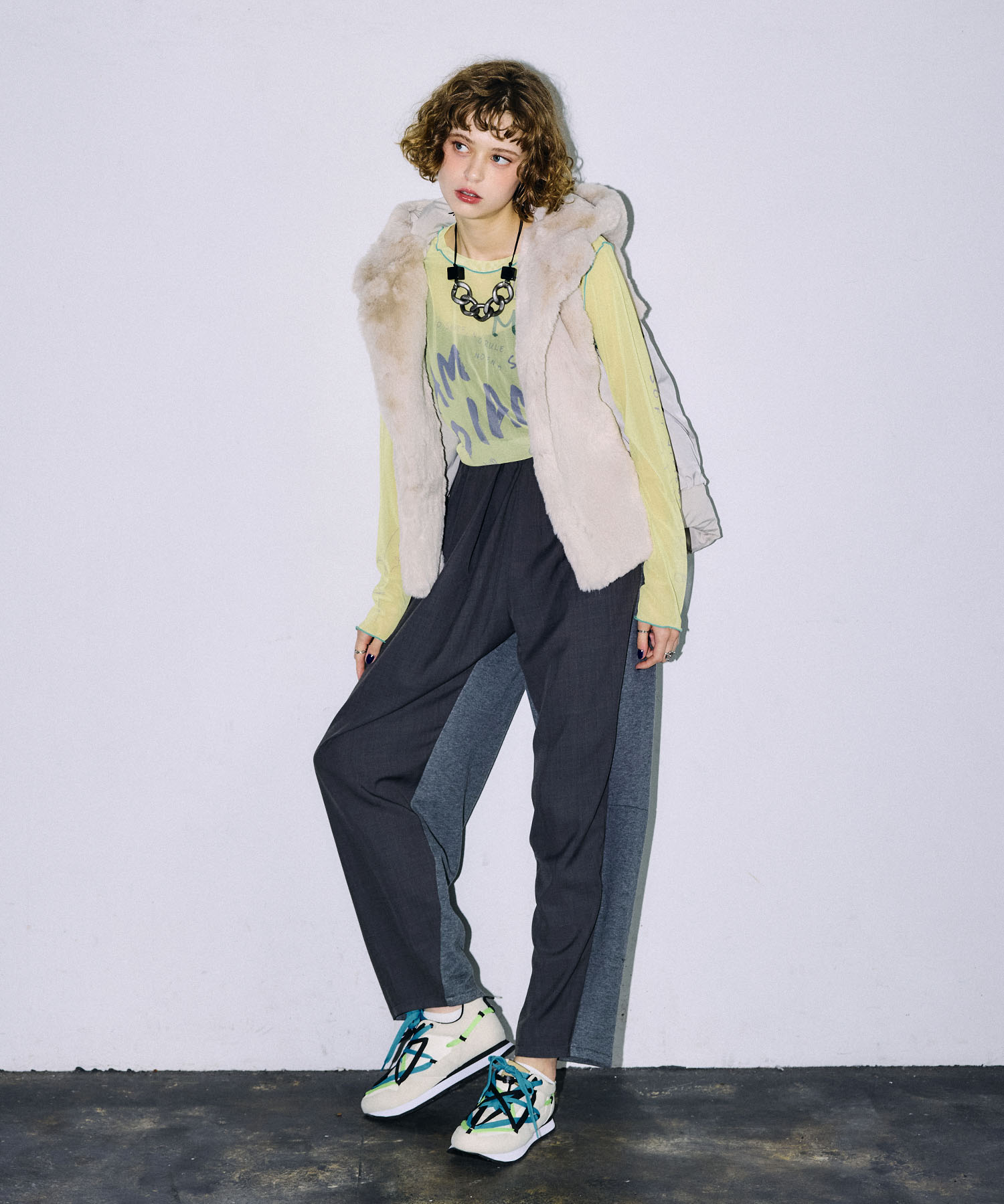 【MARECHAL TERRE】FILLING FUR VEST 2026