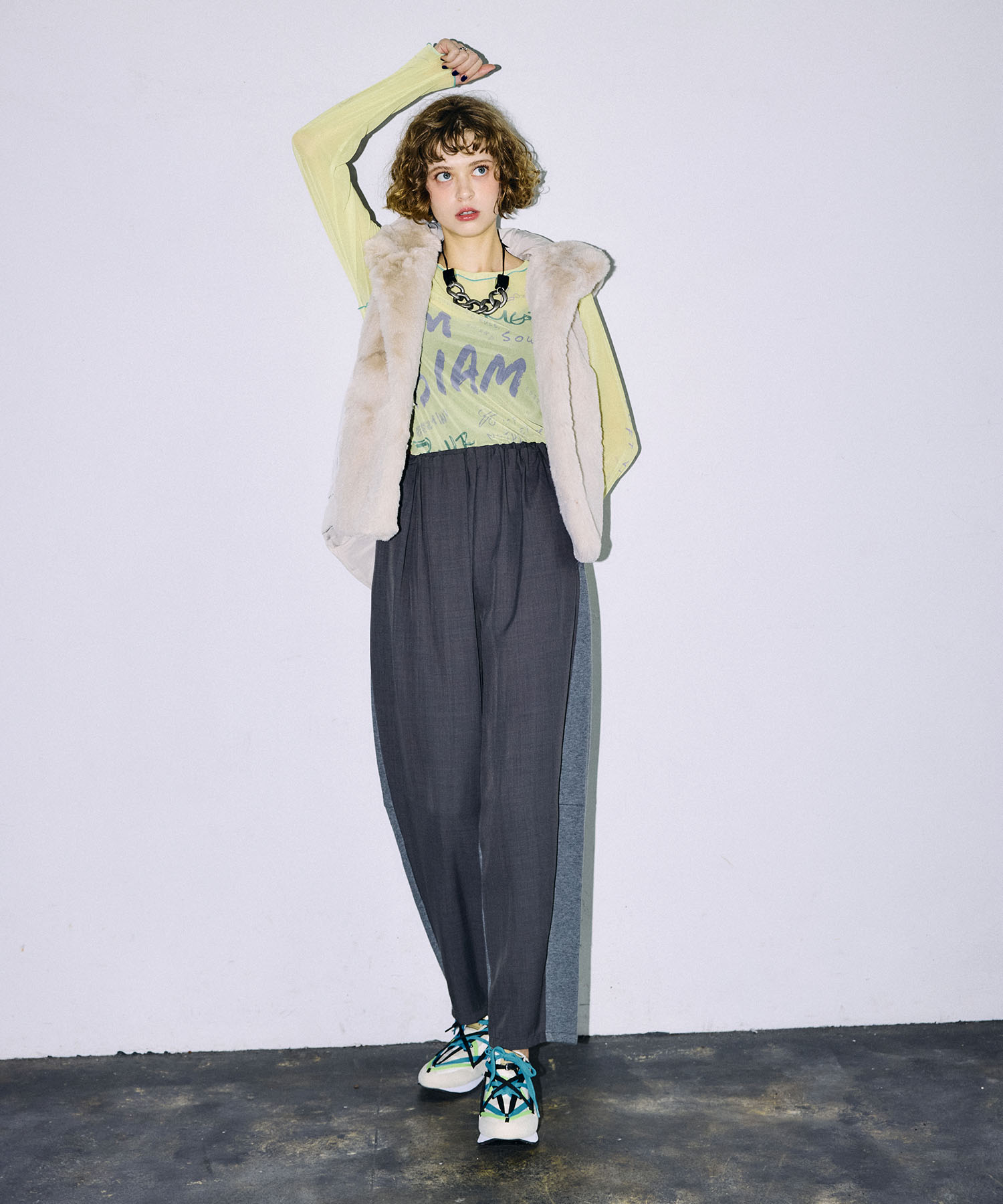 【MARECHAL TERRE】FILLING FUR VEST 2026