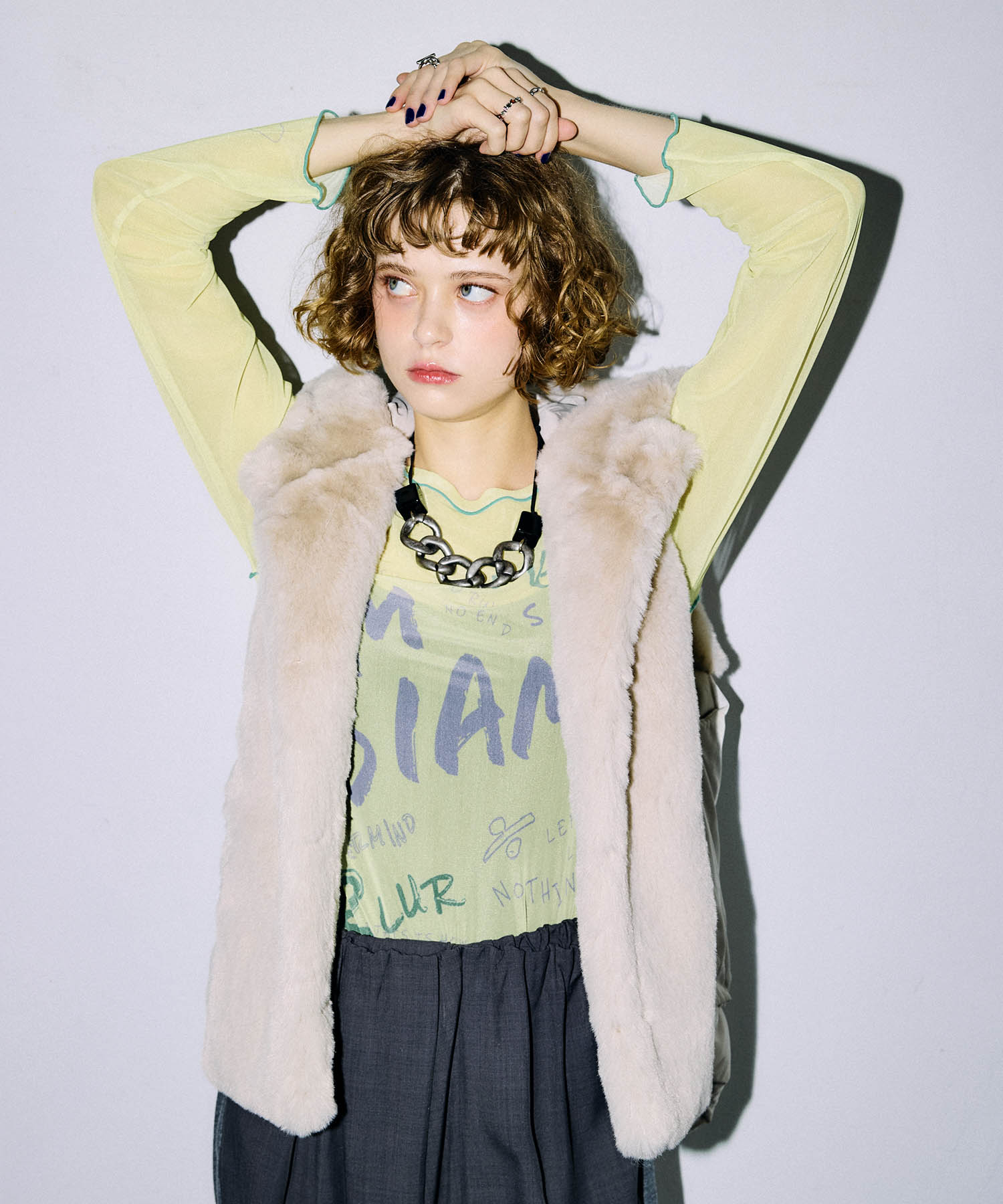 【MARECHAL TERRE】FILLING FUR VEST 2026
