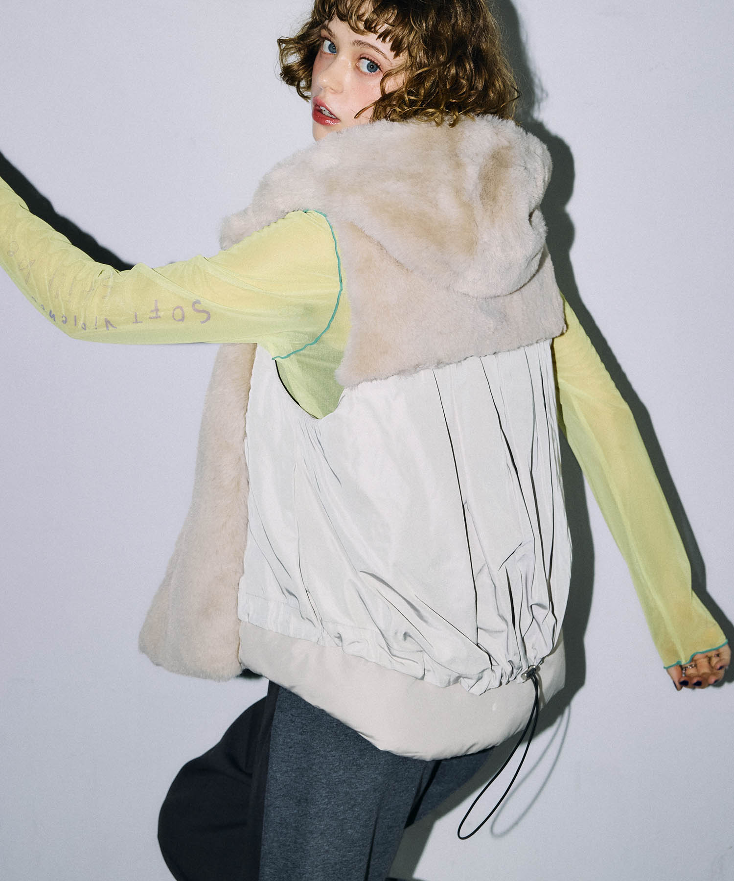 【MARECHAL TERRE】FILLING FUR VEST 2026
