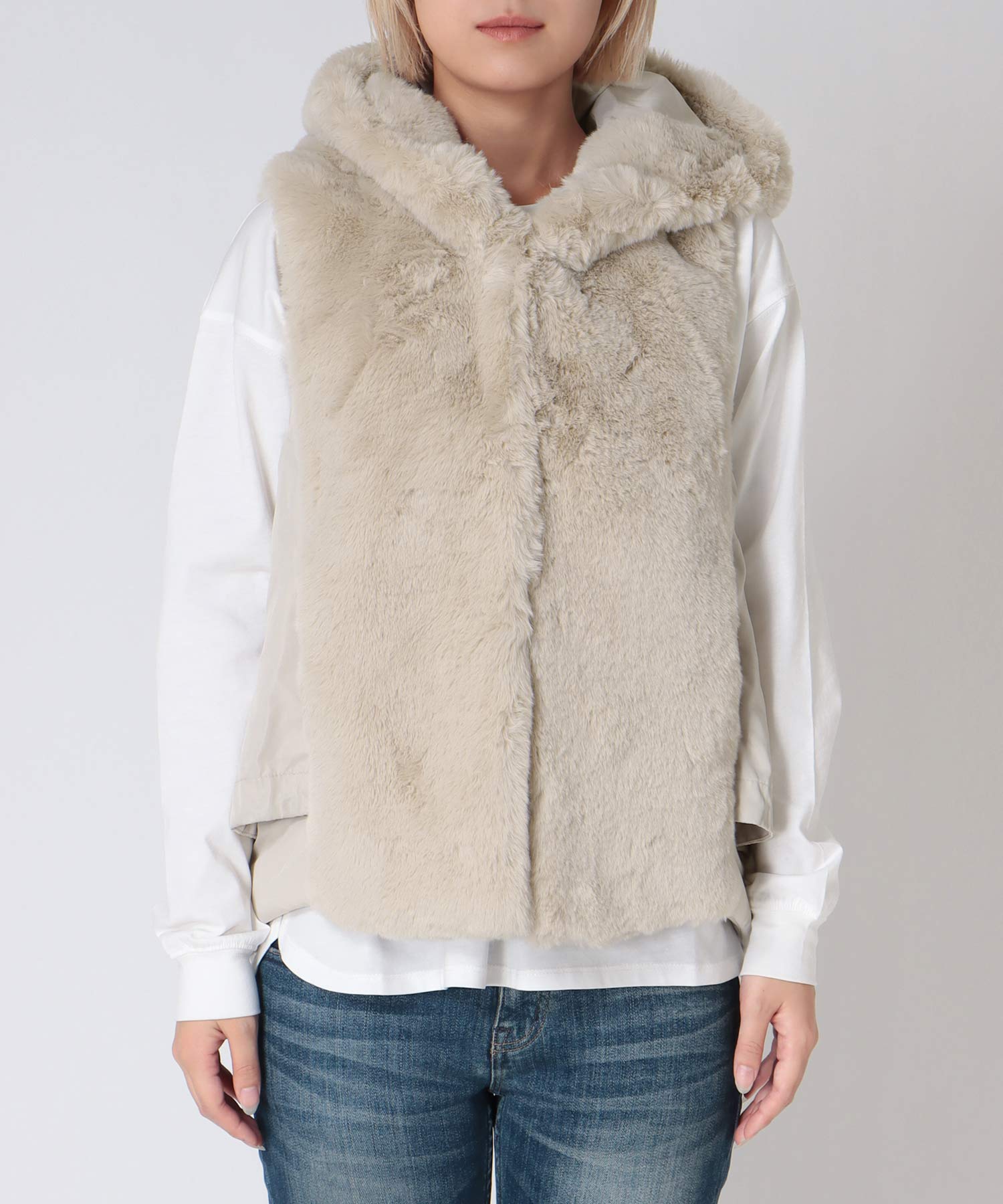 【MARECHAL TERRE】FILLING FUR VEST 2026
