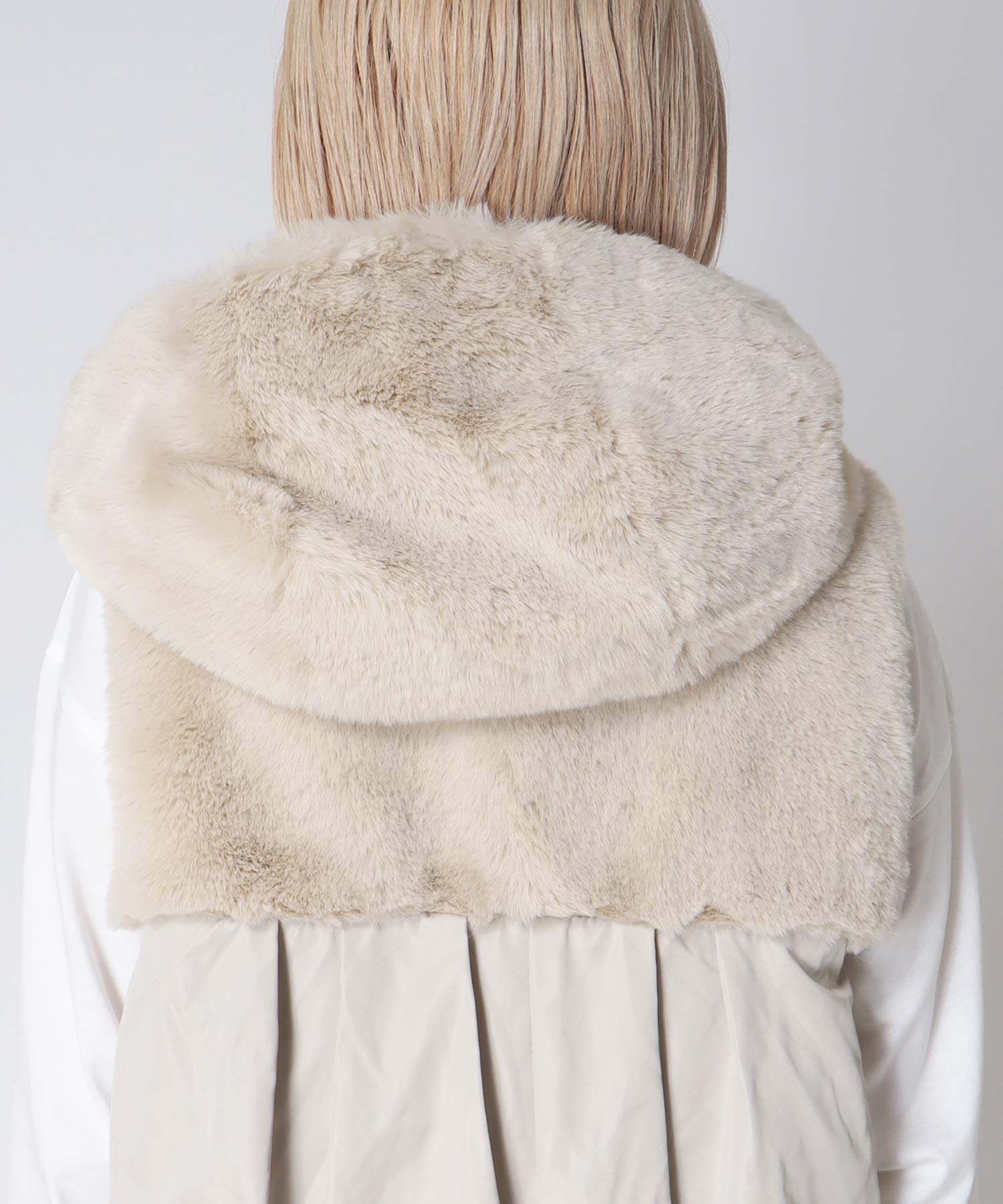 【MARECHAL TERRE】FILLING FUR VEST 2026