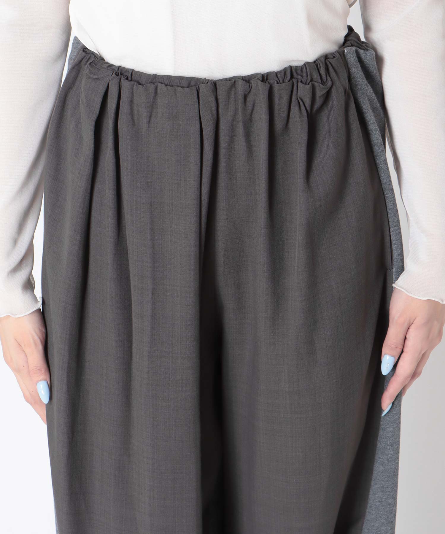 【MARECHAL TERRE】バックコンビネーションタックパンツ