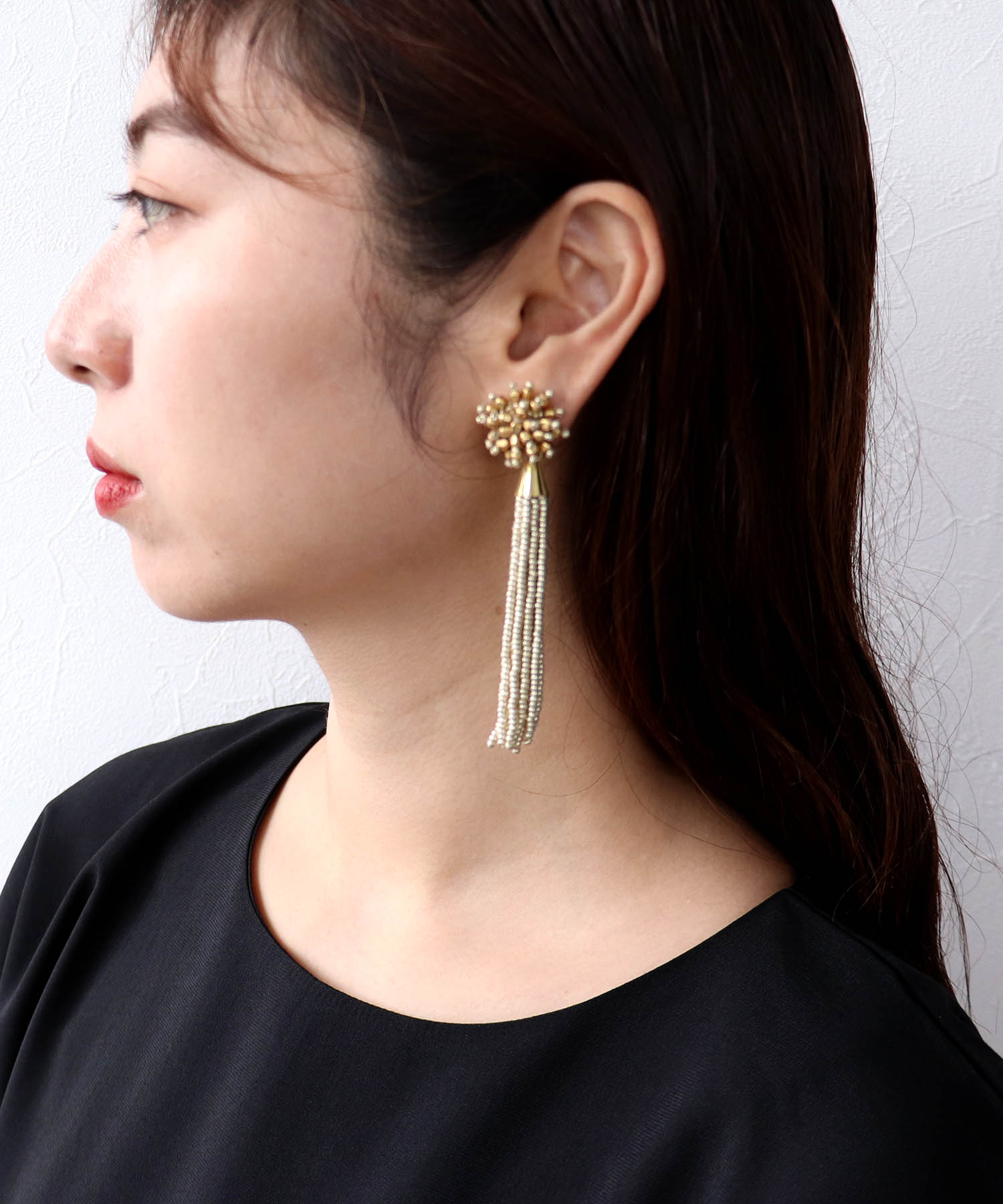 【MAYGLOBE】ビーズロングタッセルピアス