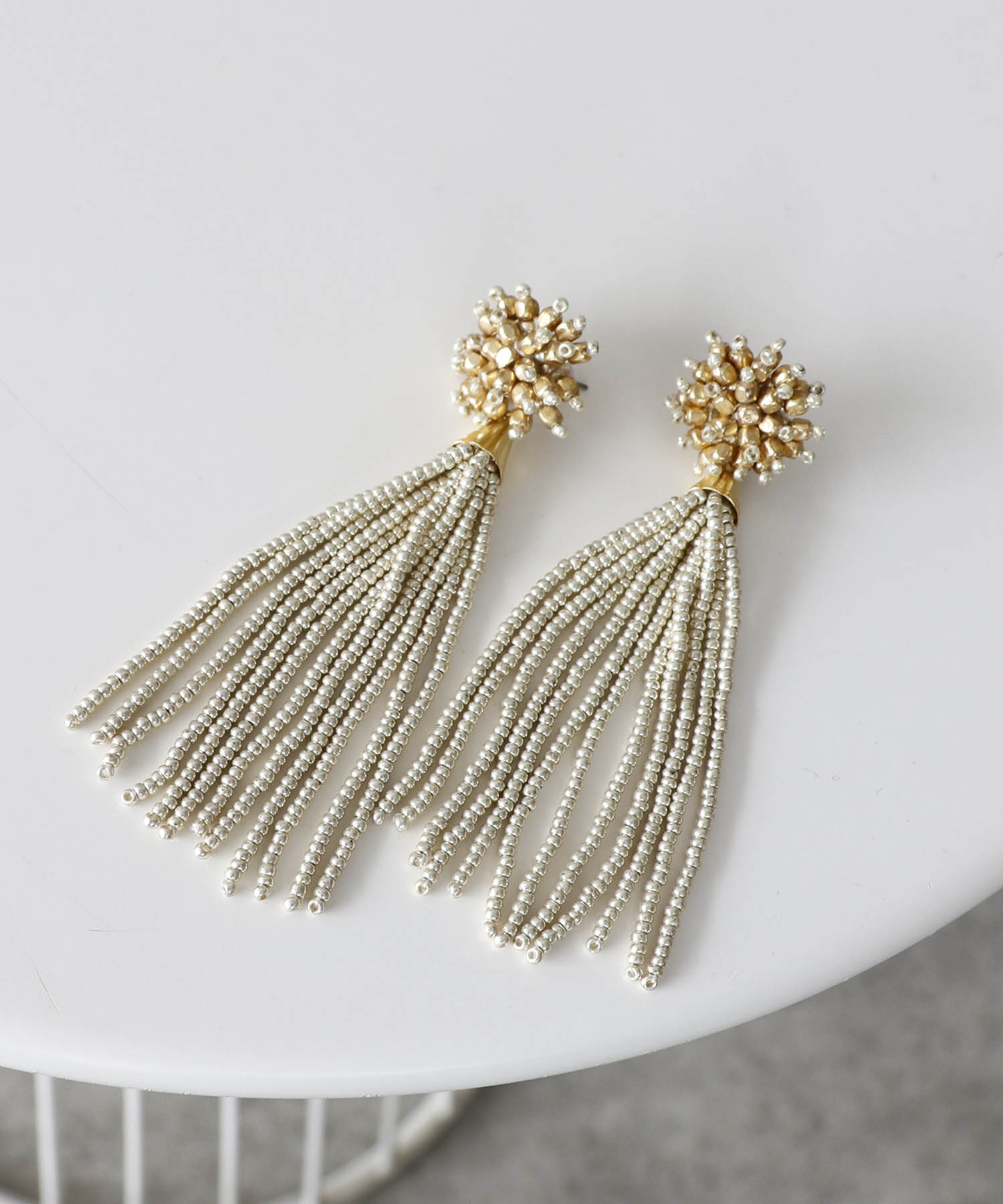 【MAYGLOBE】ビーズロングタッセルピアス