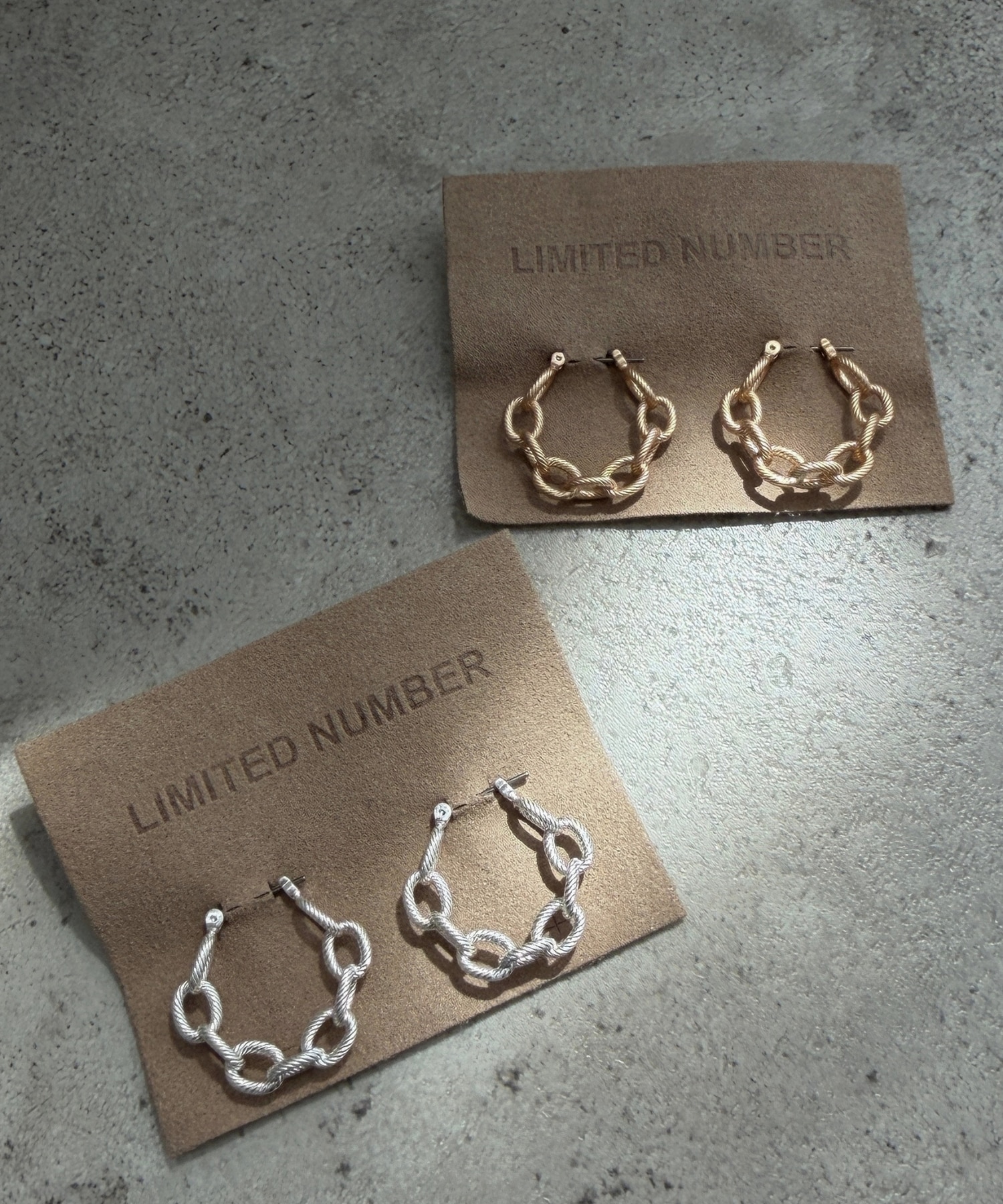 【LIMITED NUMBER】チェーンフープピアス
