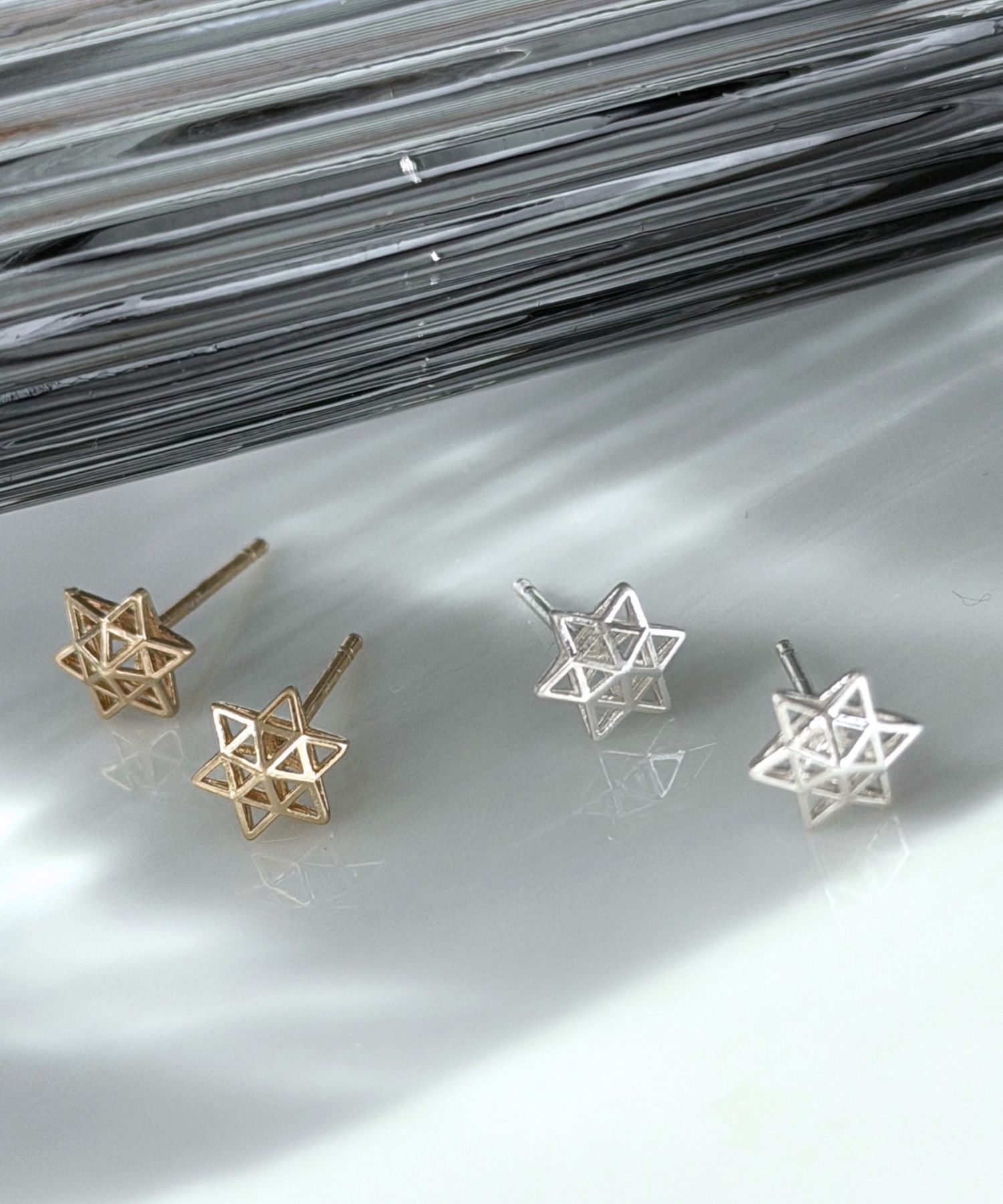 【LIMITED NUMBER】ミニヘキサグラムピアス