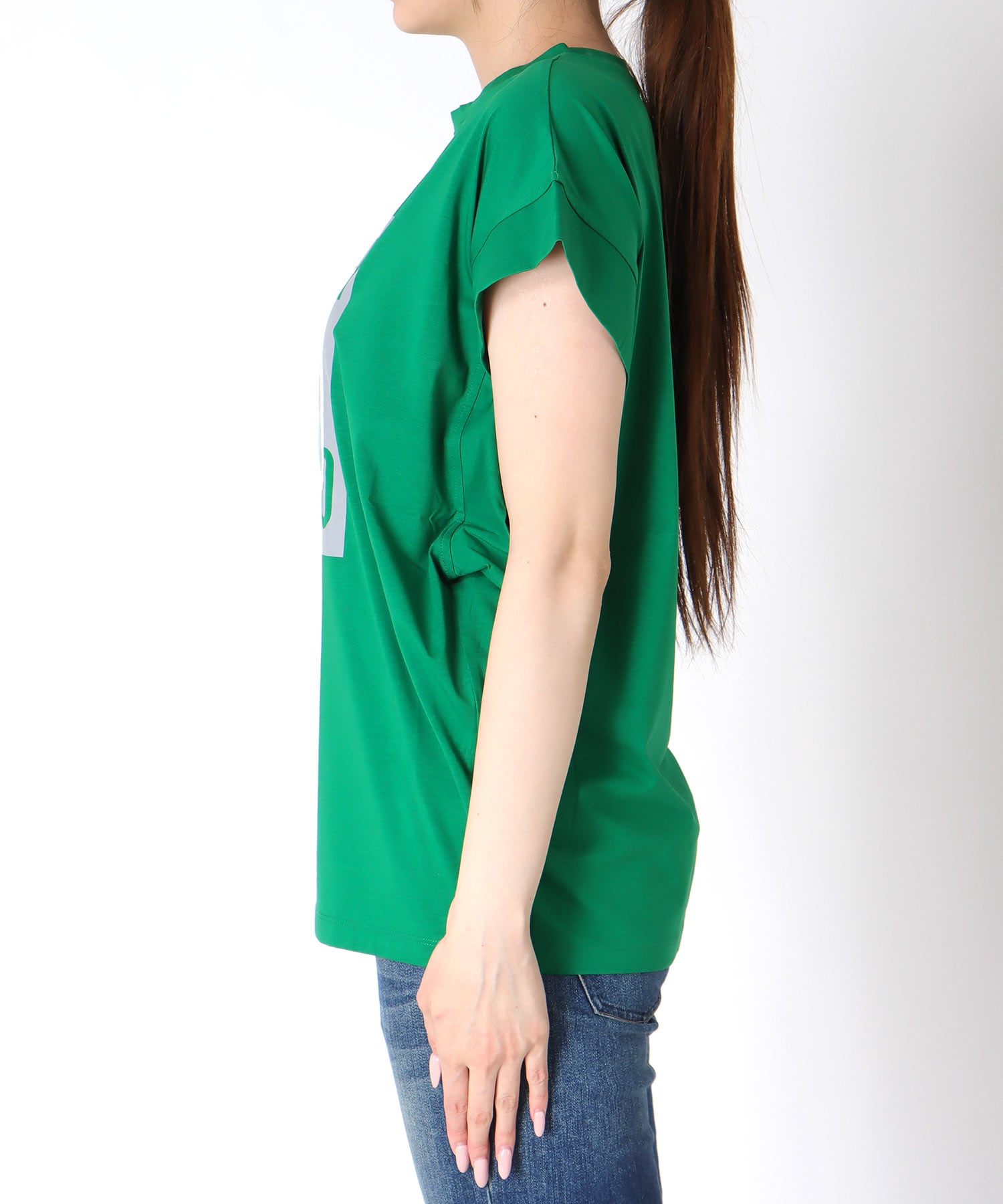 スクエアロゴプリントＴシャツ