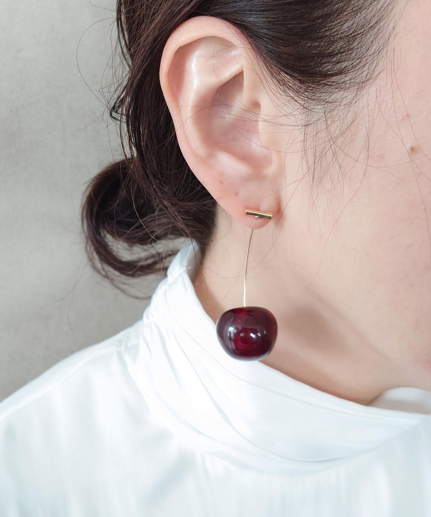 チェリーピアス | AND ON JIONE STORE(アンドオン)ジオン商事公式