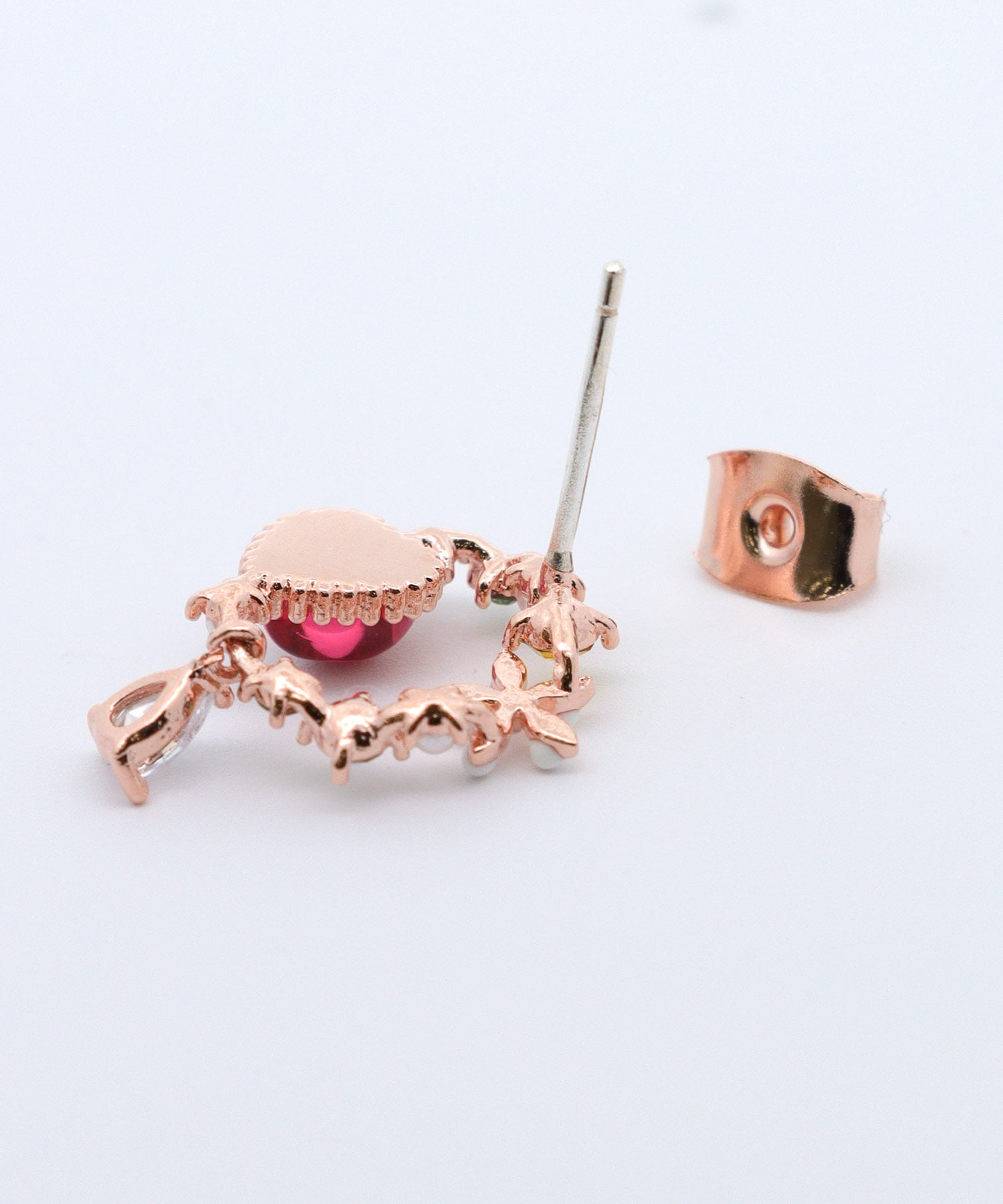 フラワービジュリングピアス | AND ON JIONE STORE（アンドオン