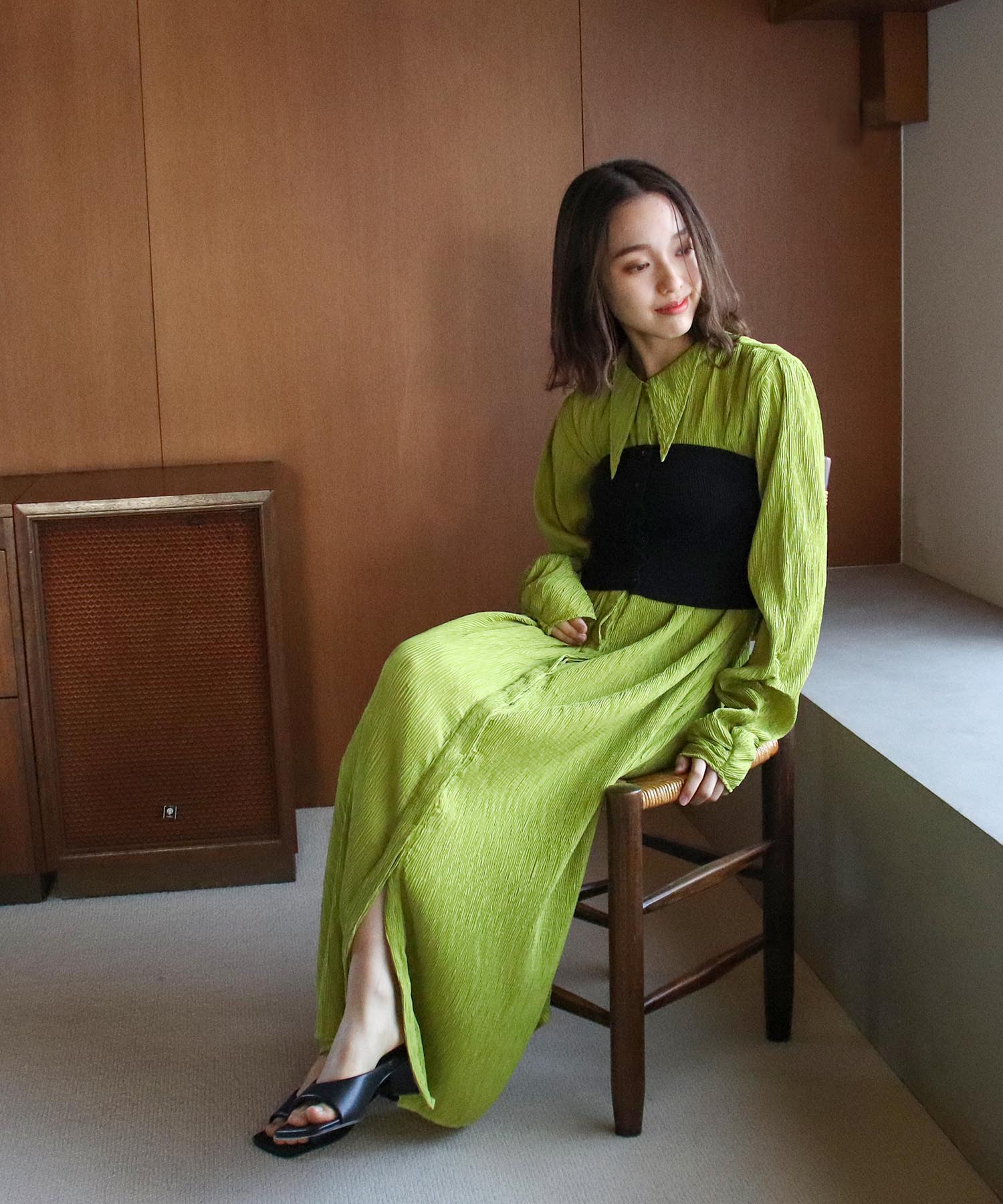 Limue】ニットビスチェ付きシャツワンピース | AND ON JIONE STORE 