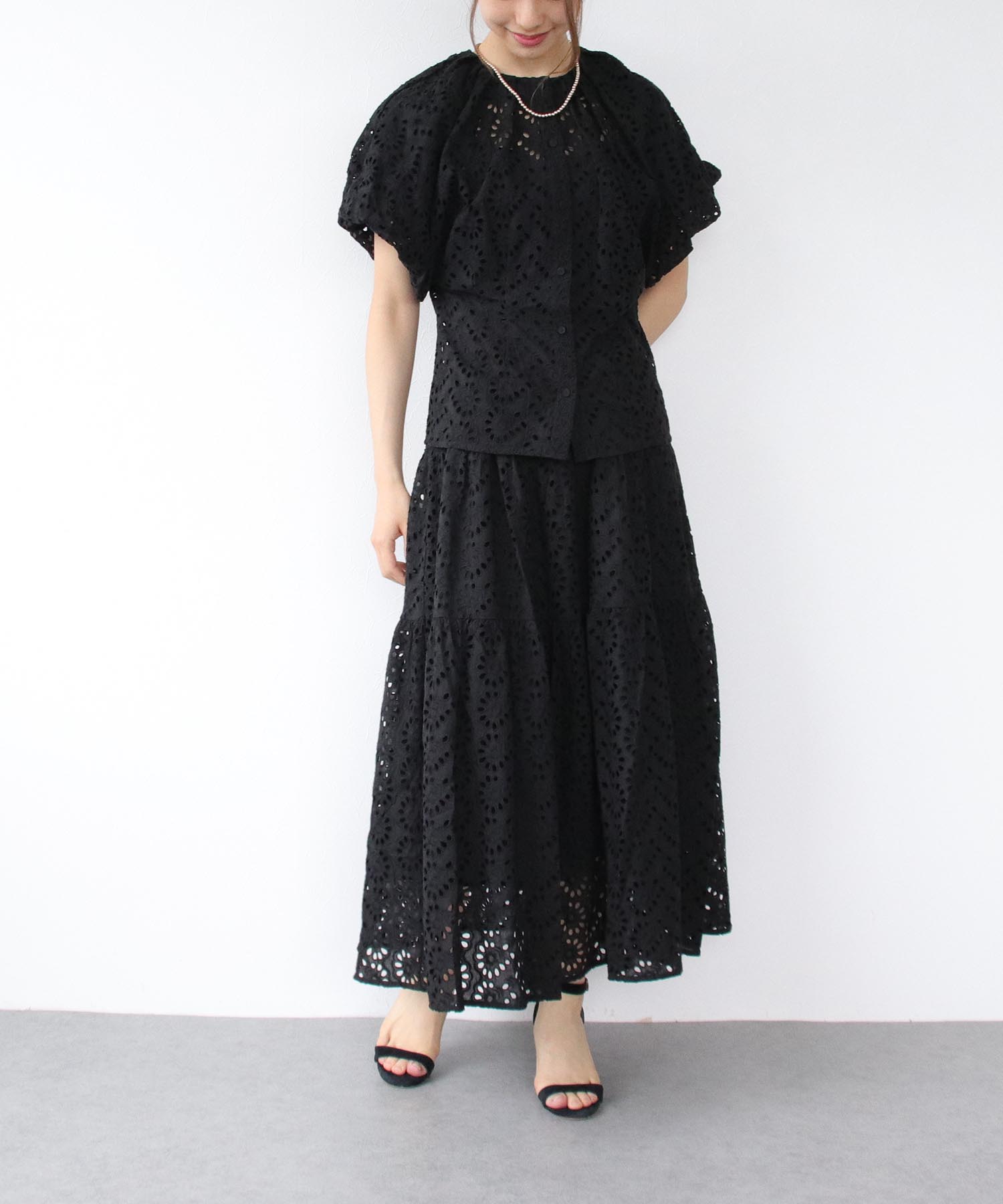新作の予約販売も。 CADUNE アイレット刺繍ティアードスカート