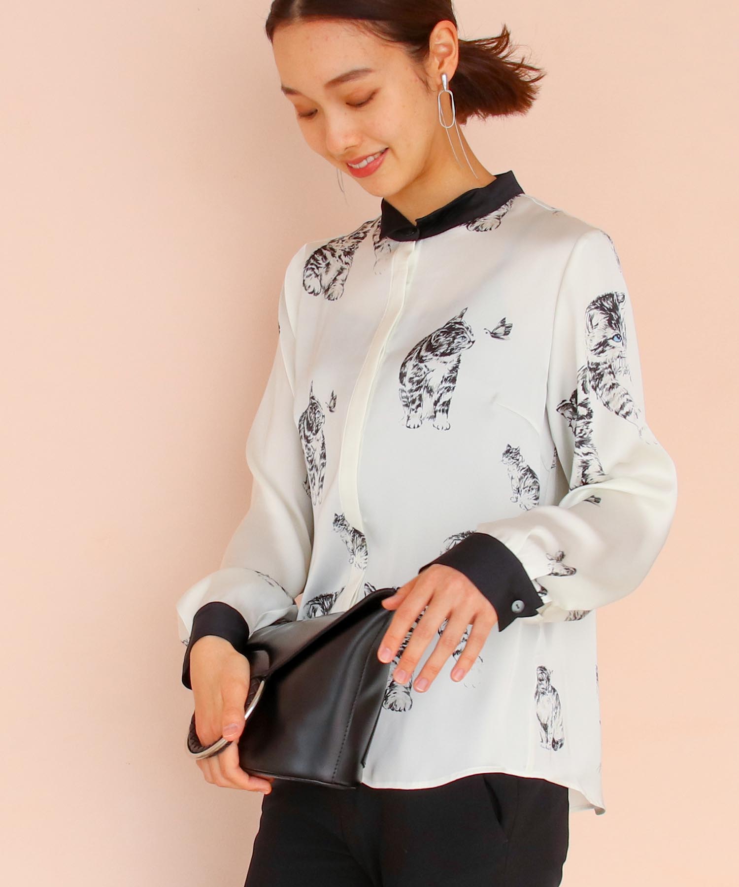 CATプリントブラウス | AND ON JIONE STORE（アンドオン）ジオン商事 