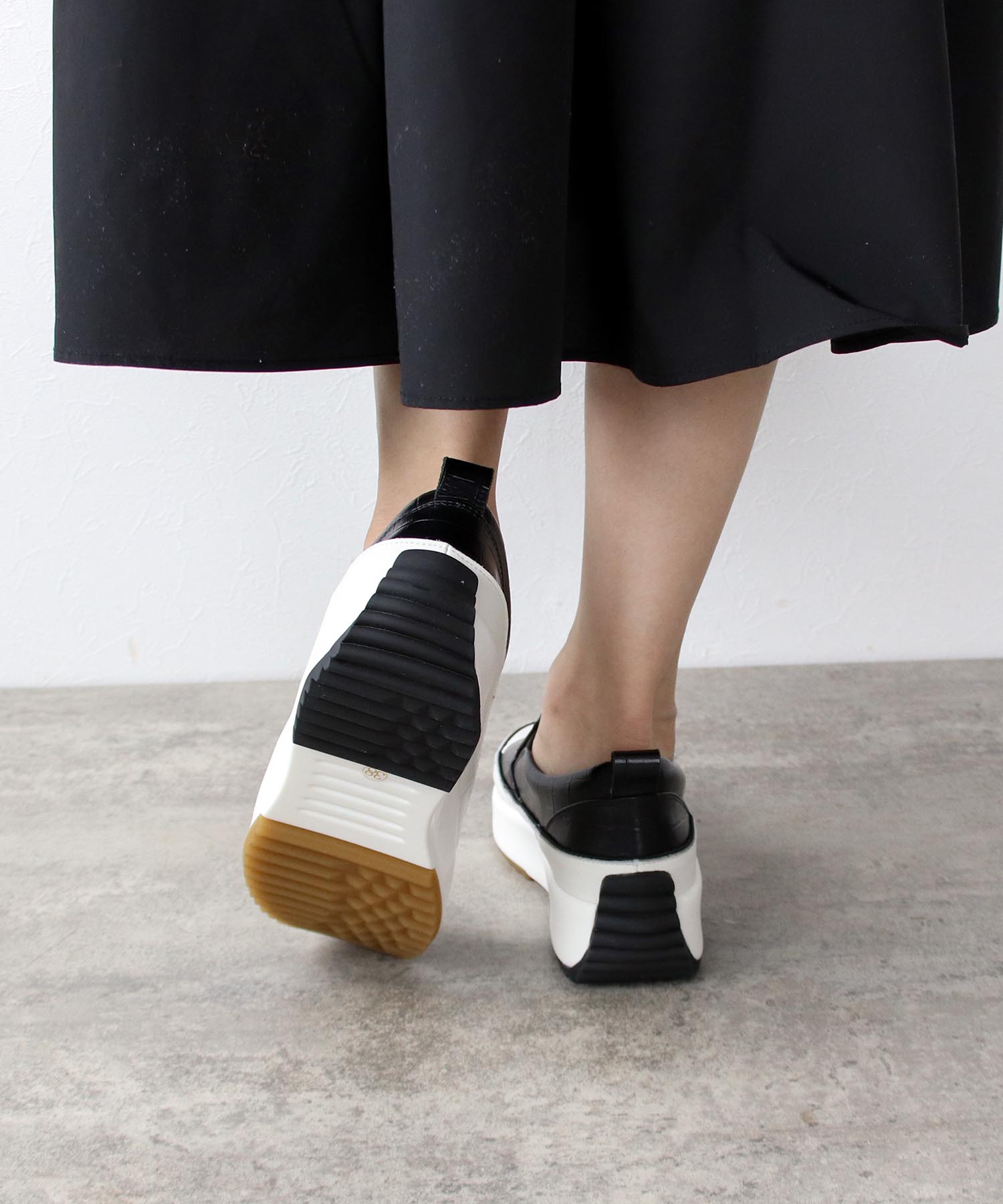 牛革クロコ型押しスリッポン | AND ON JIONE STORE(アンドオン