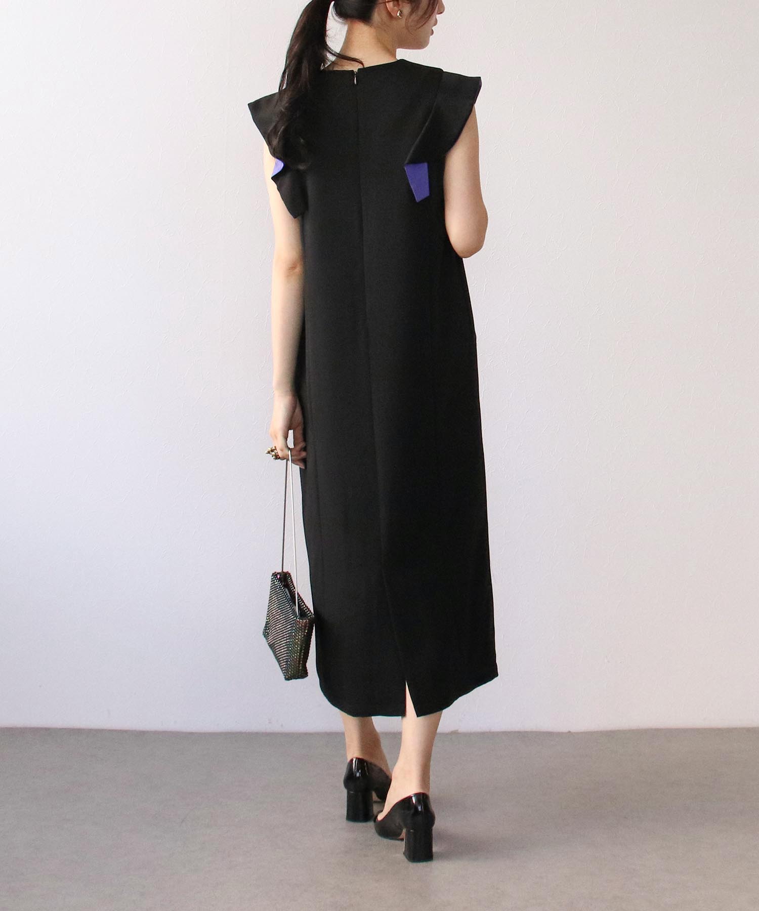 配色デザインスリーブワンピース | AND ON JIONE STORE(アンドオン