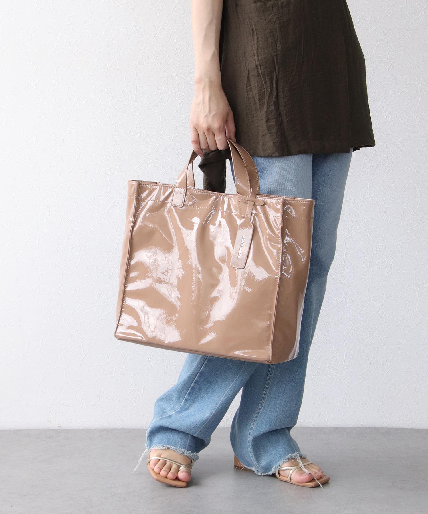 ソフトエナメルショッパーBAG | AND ON JIONE STORE(アンドオン
