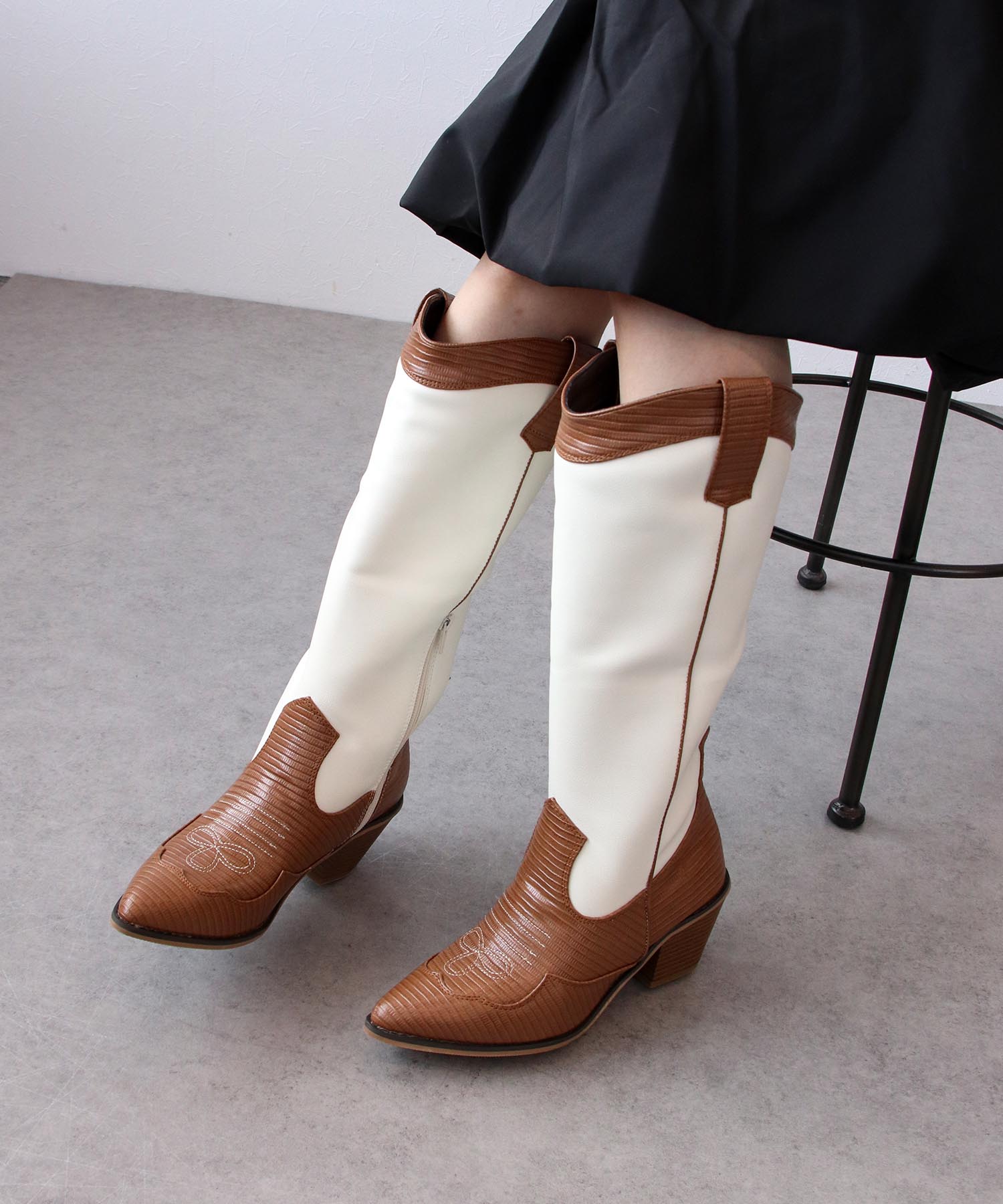 ウエスタン風ブーツ