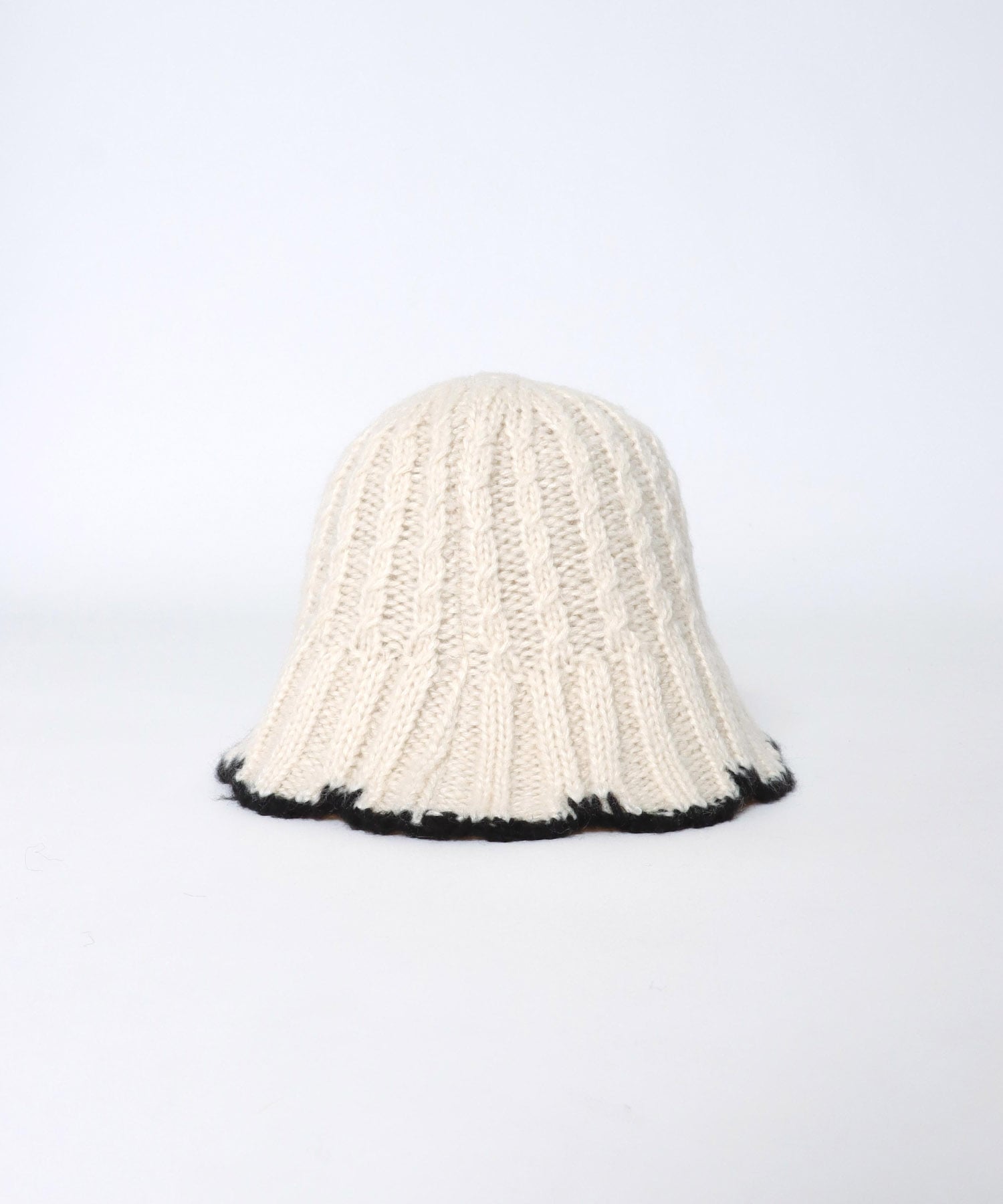 ケーブル編みニットバケットHAT