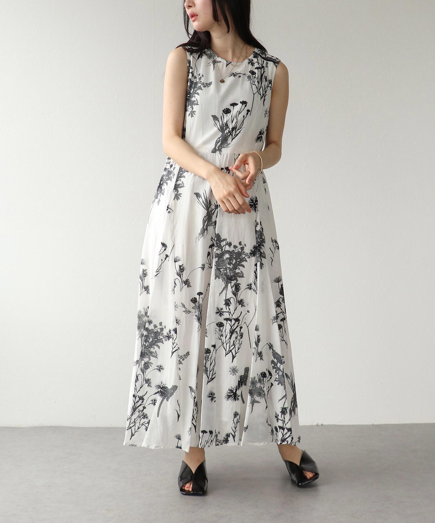 新品タグ付き ONYONE オンヨネ アンドラ公国モデル ワンピース 【公式