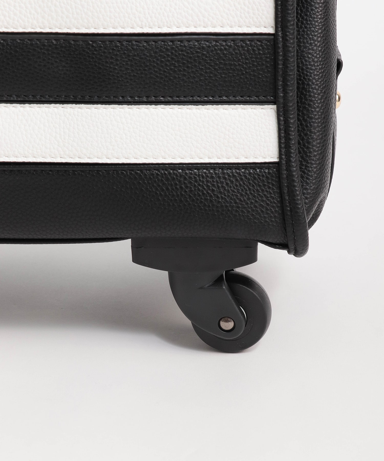ラインボストン型キャリーBAG 4輪