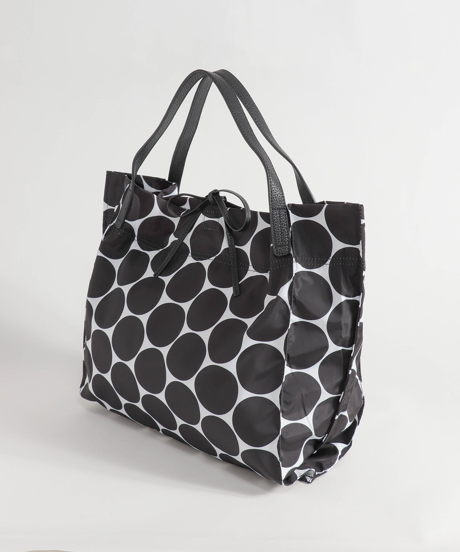 プリントナイロンビックトートBAG