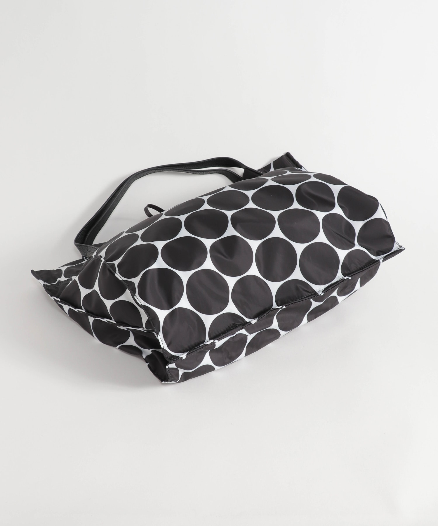 プリントナイロンビックトートBAG
