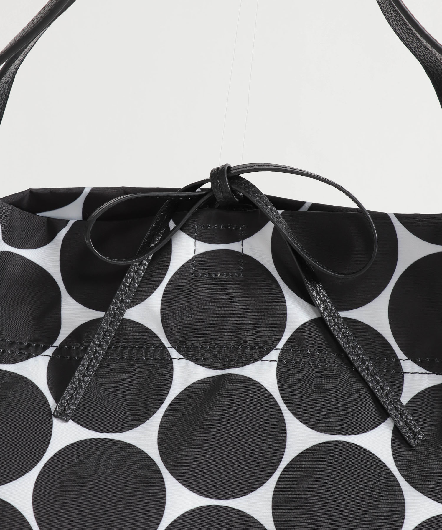 プリントナイロンビックトートBAG