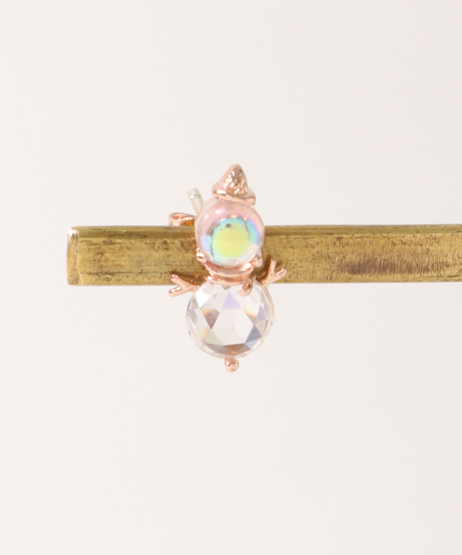 ユキダルマピアス