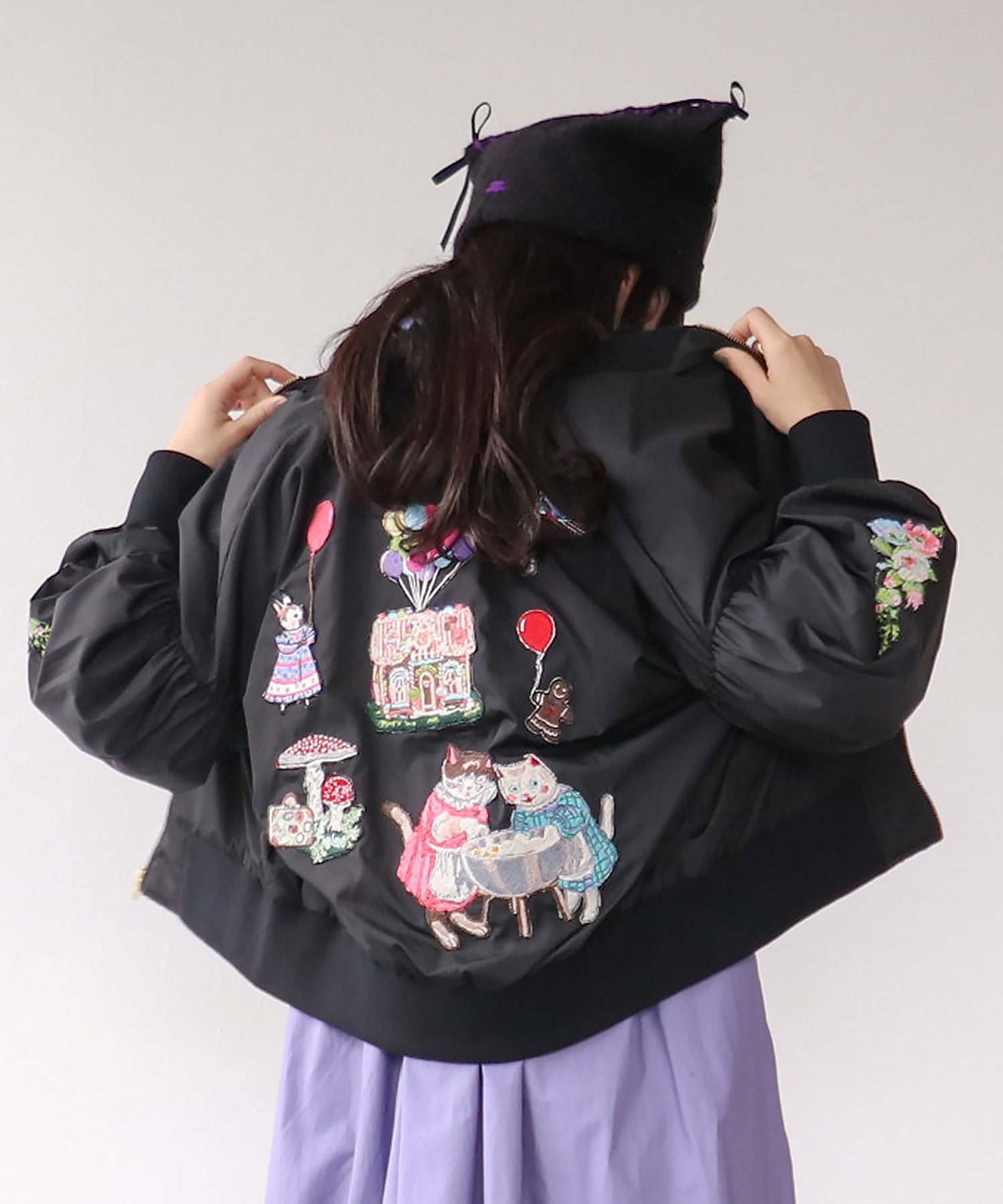 一部店舗・WEB限定＞ねこ刺繍MA-1風ブルゾン24AW | AND ON JIONE STORE 