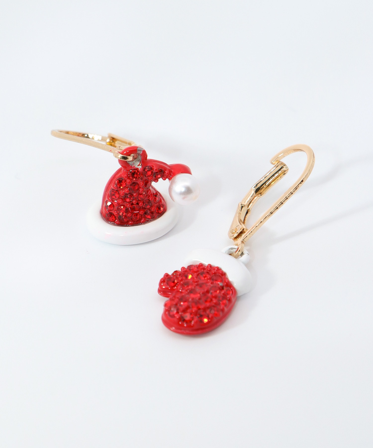 ボウシ×グローブピアス