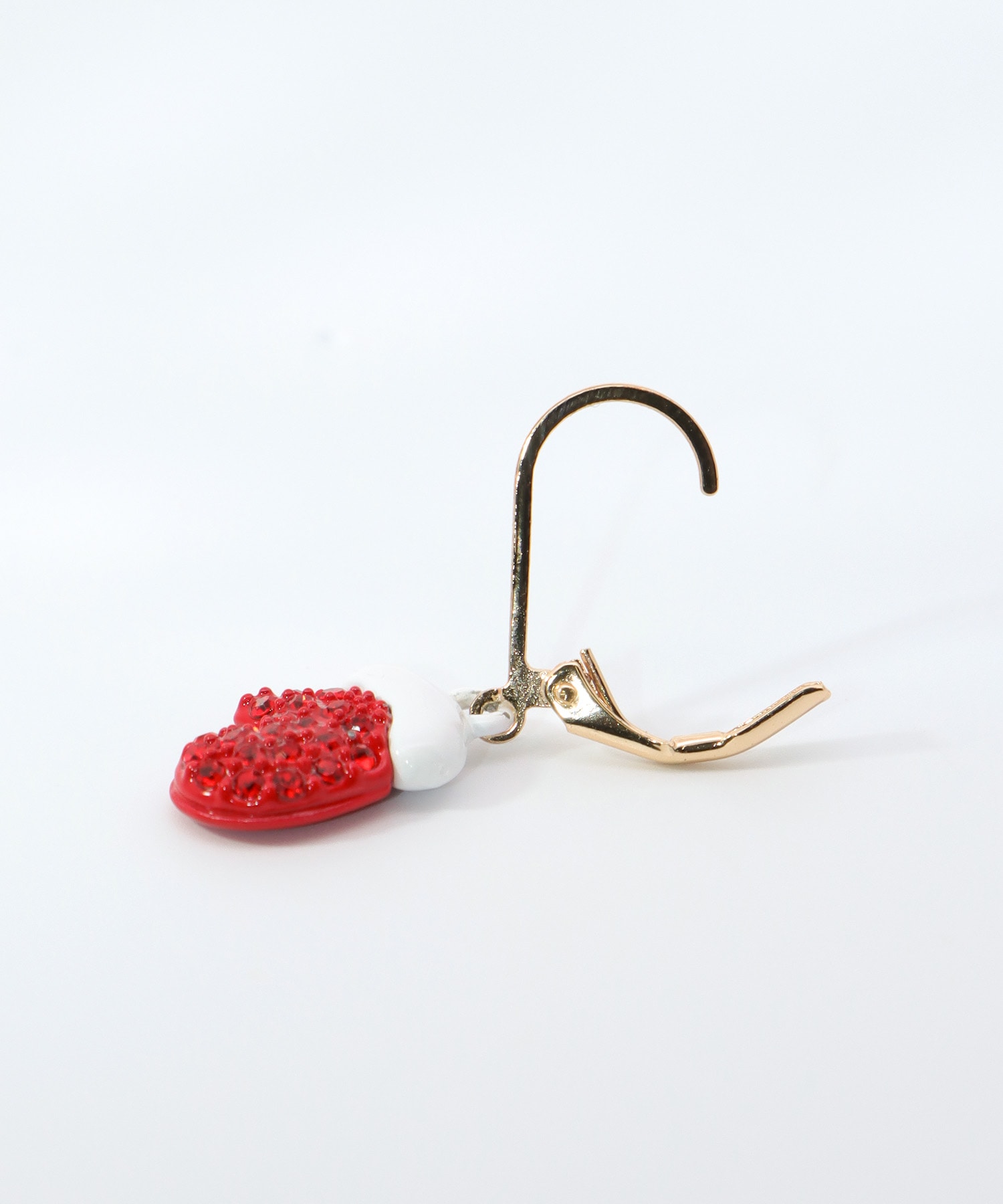 ボウシ×グローブピアス