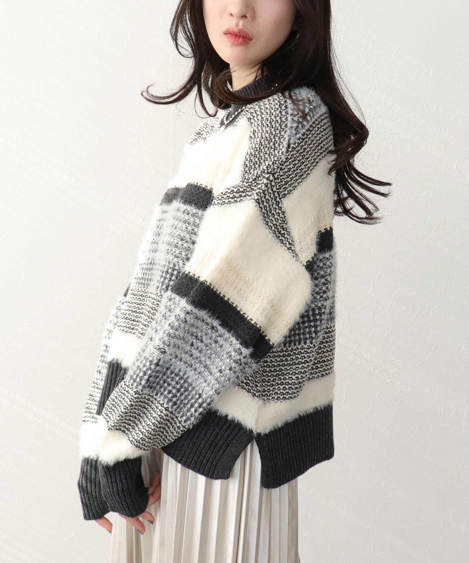ツイード風シャギーニットプルオーバー | AND ON JIONE STORE