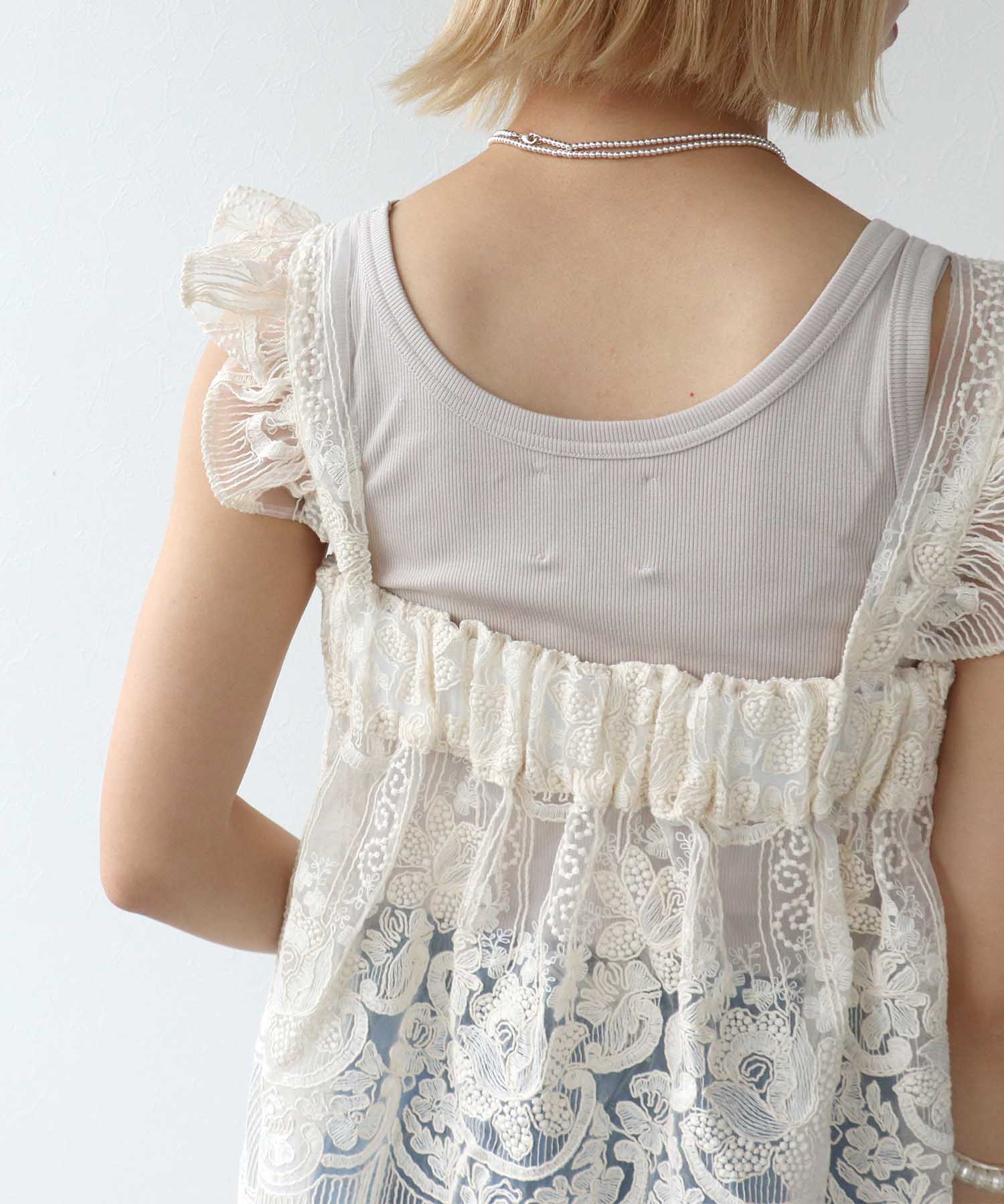 シアー刺繍レースキャミ