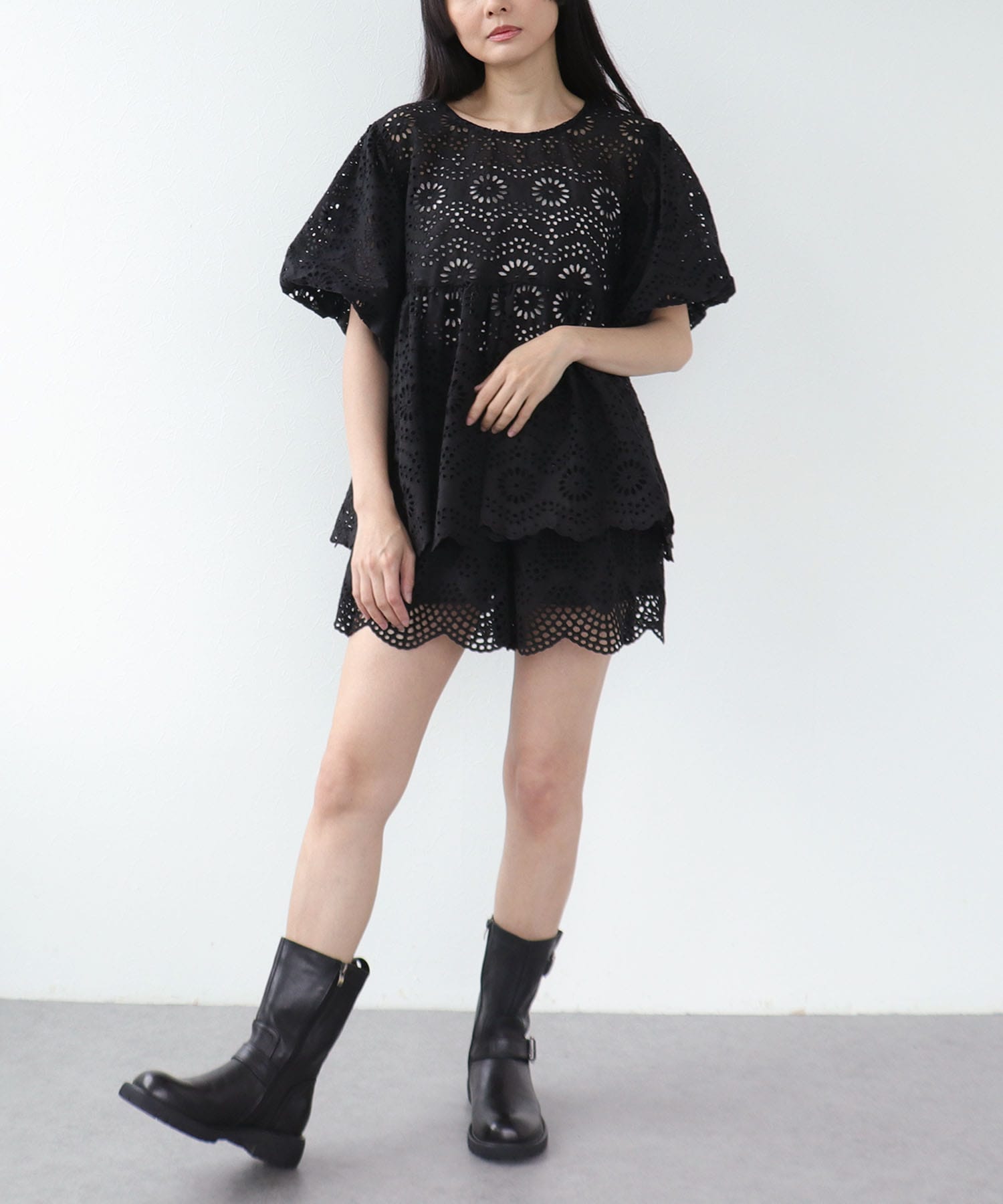 コットン刺繍ショートパンツ