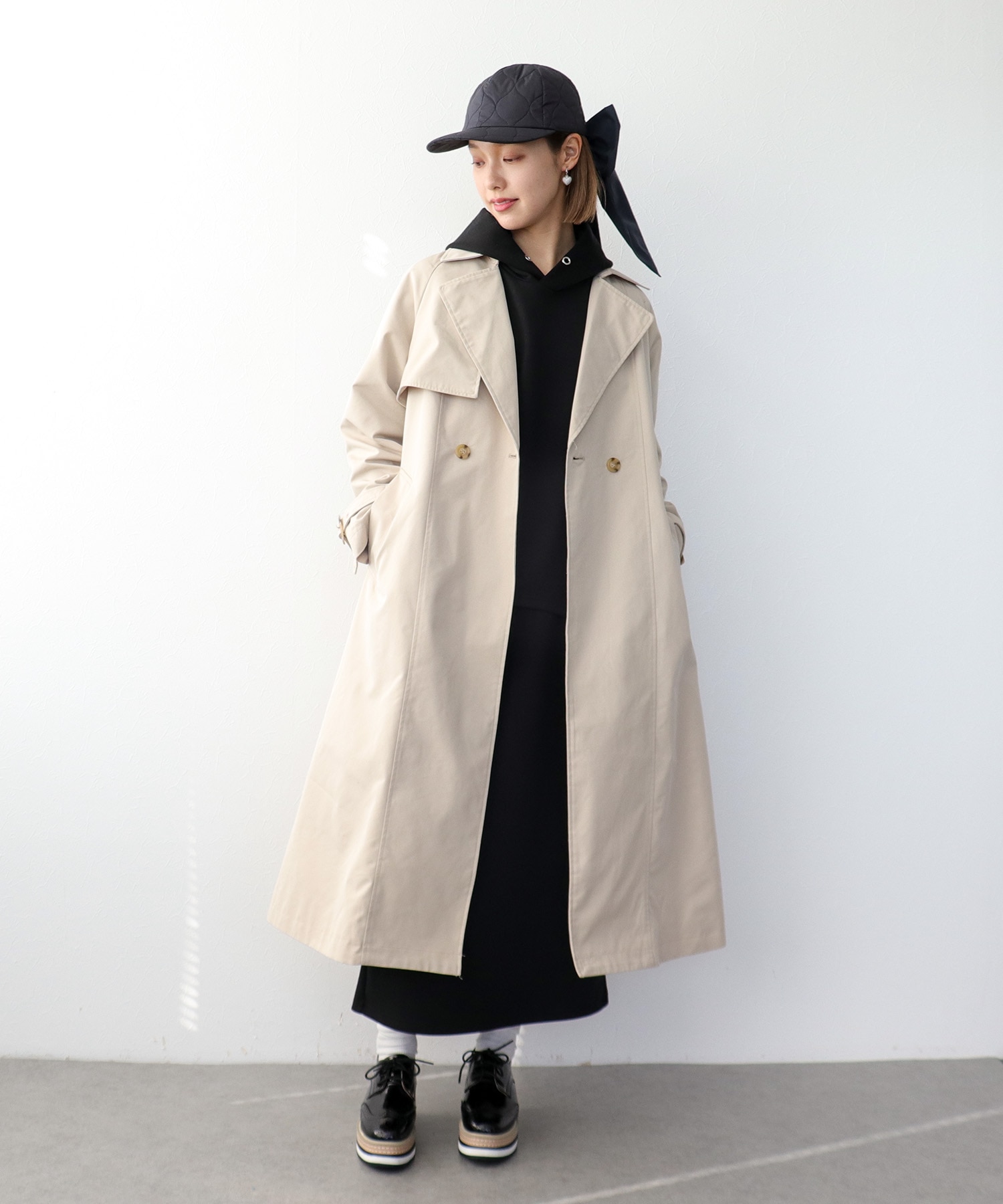 シャンブレートレンチコート